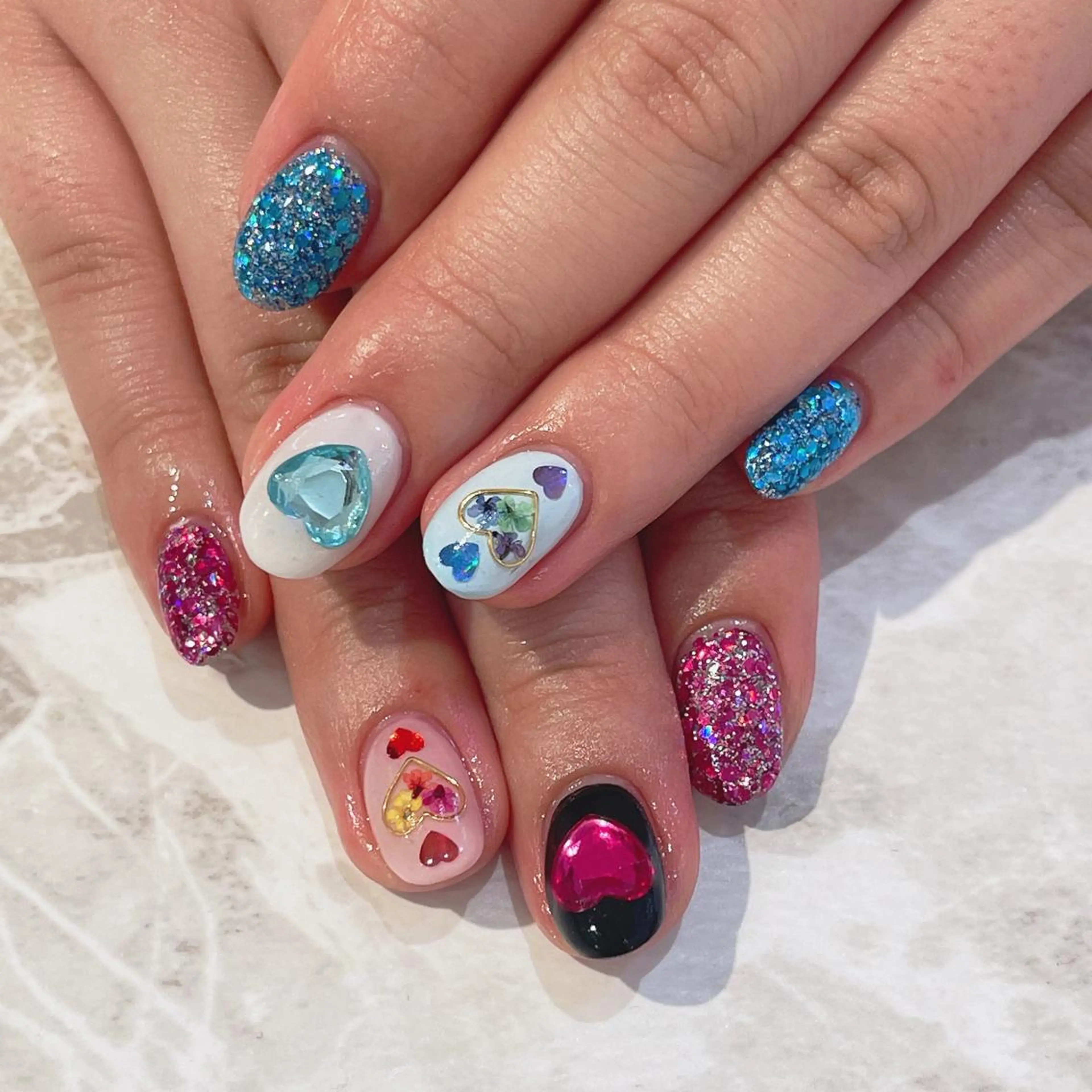 ネイル Nailsalon Julius luna所属・Juliusluna FUZUKIのネイルデザイン