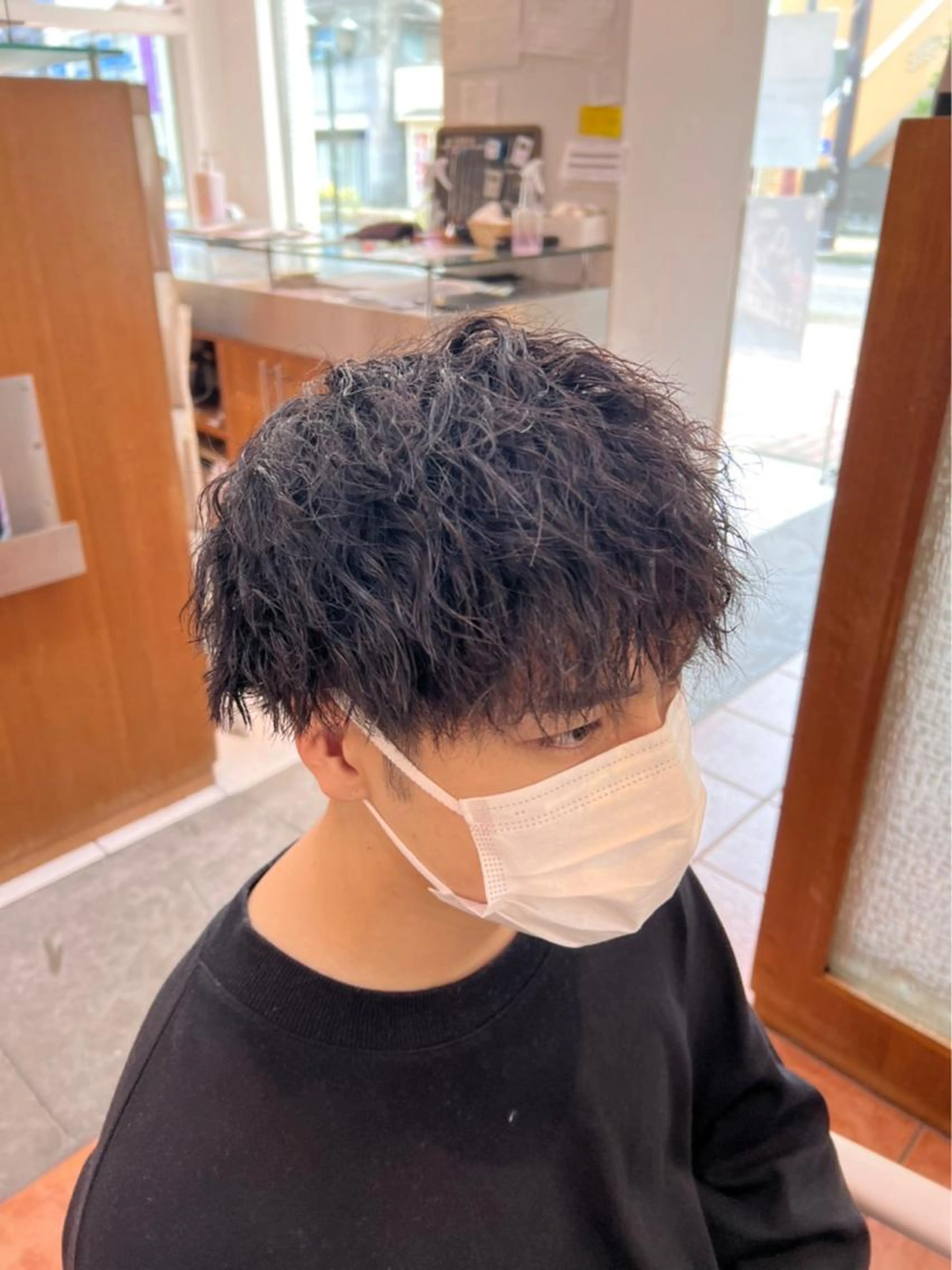 メンズ限定！大流行‼️カット＋ツイスト、スパイラルパーマの写真