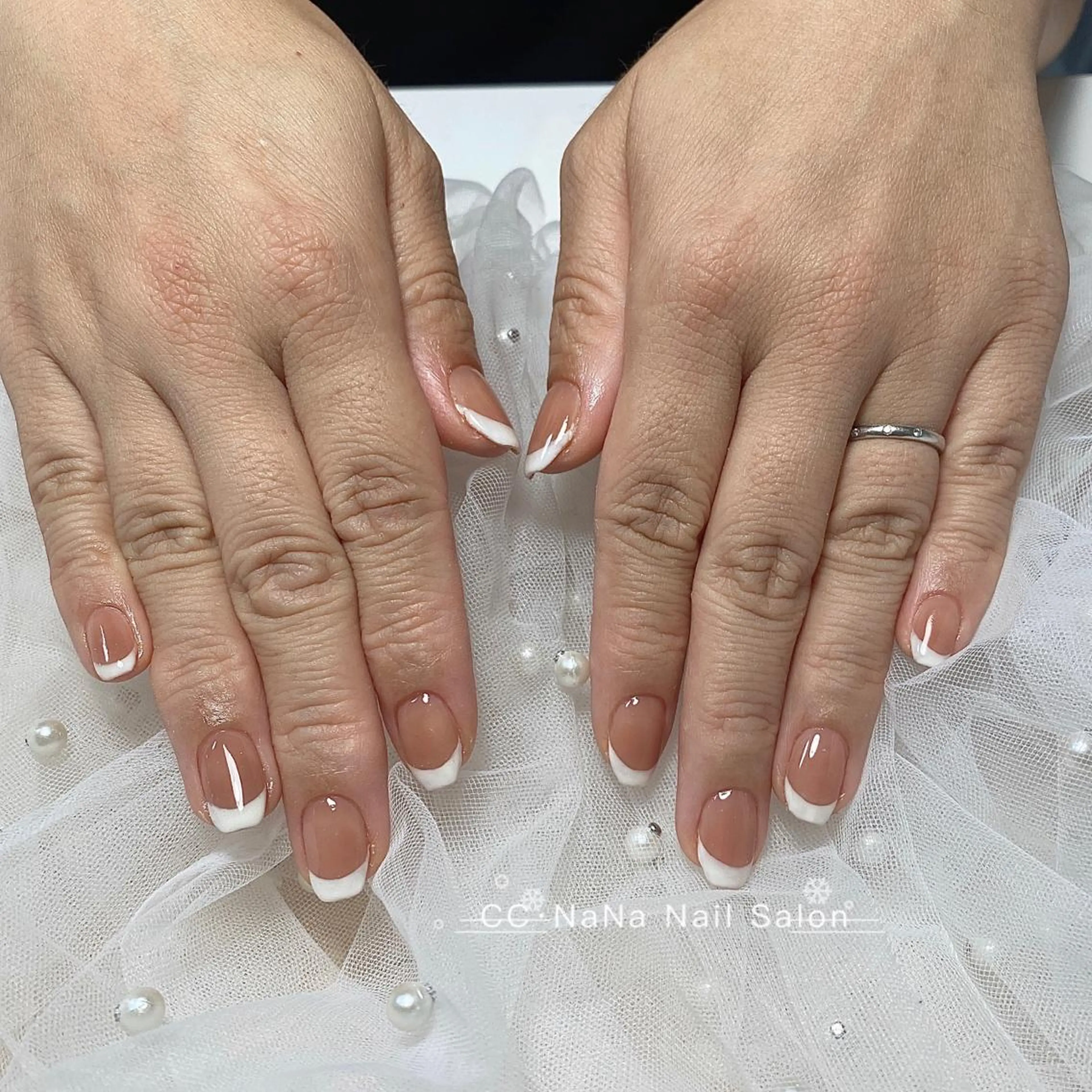 ネイル チークネイル フラッシュネイル キラキラネイル 韓国ネイル マグネットネイル 💎CC・NaNa 韓国風ネイル🌙Cのネイルデザイン