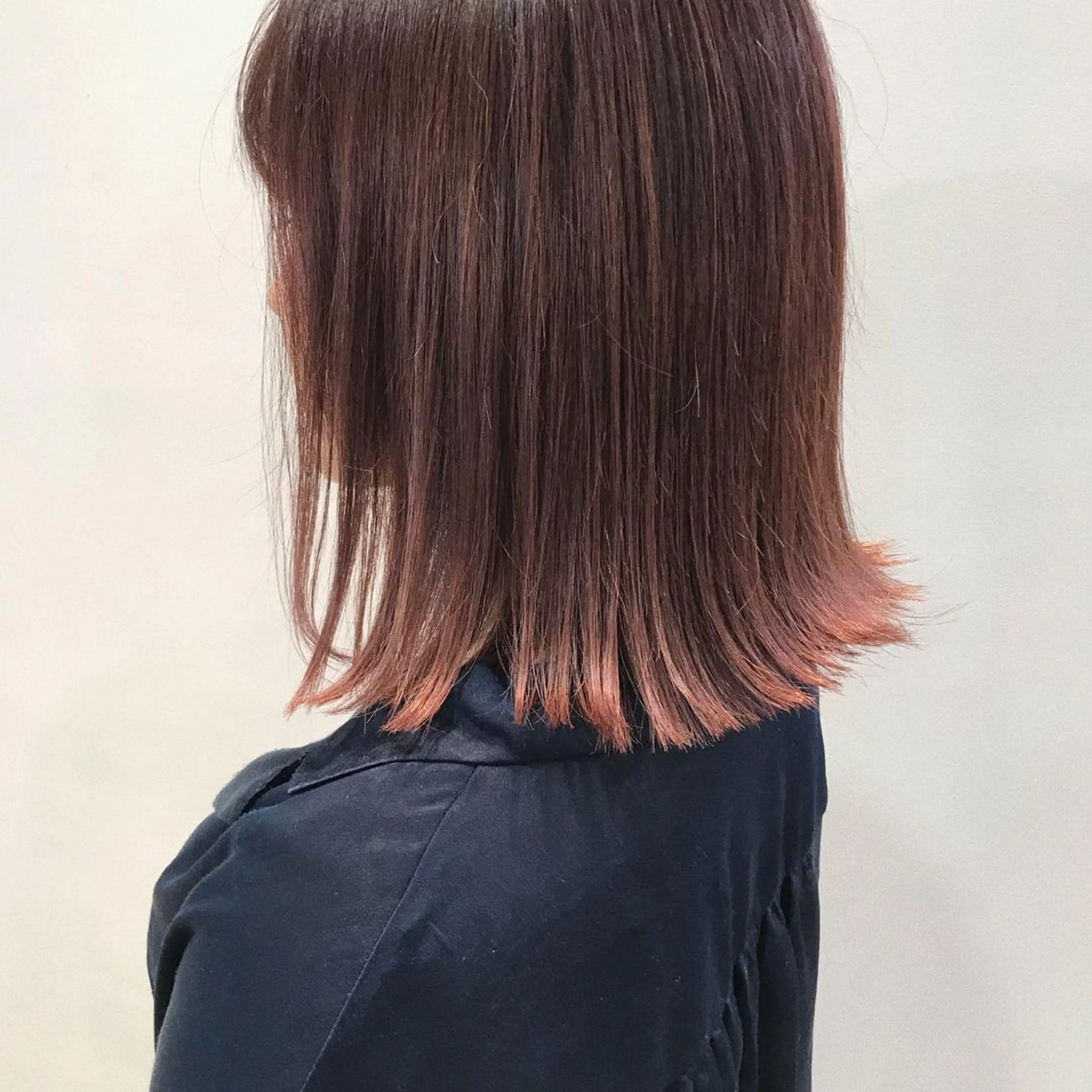 ミディアム カラー ブリーチ Lien所属・marika/柔らか カラー/レイヤーのヘアスタイル