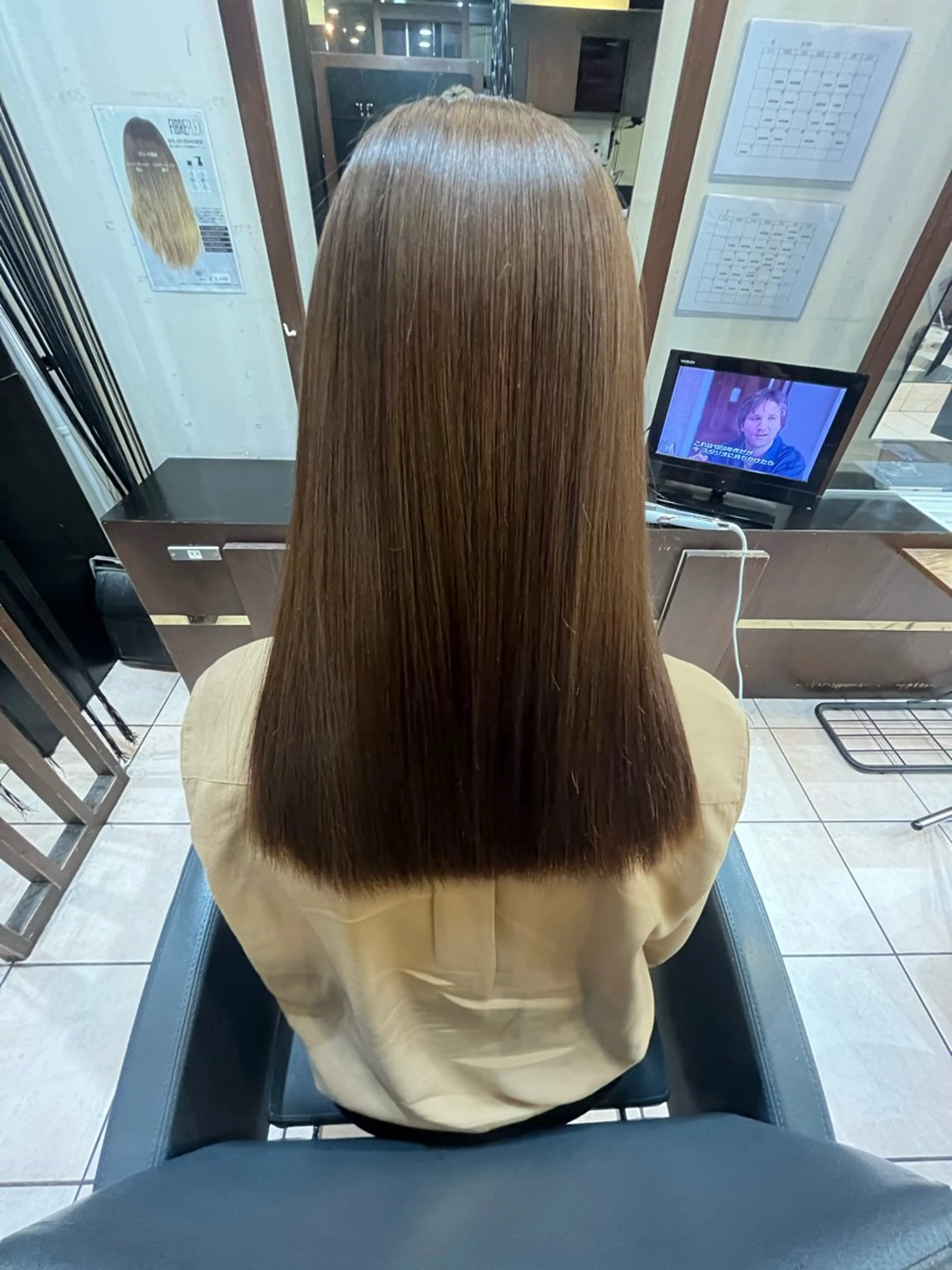 セミロング MODEK's阿倍野 HONOKAのヘアスタイル