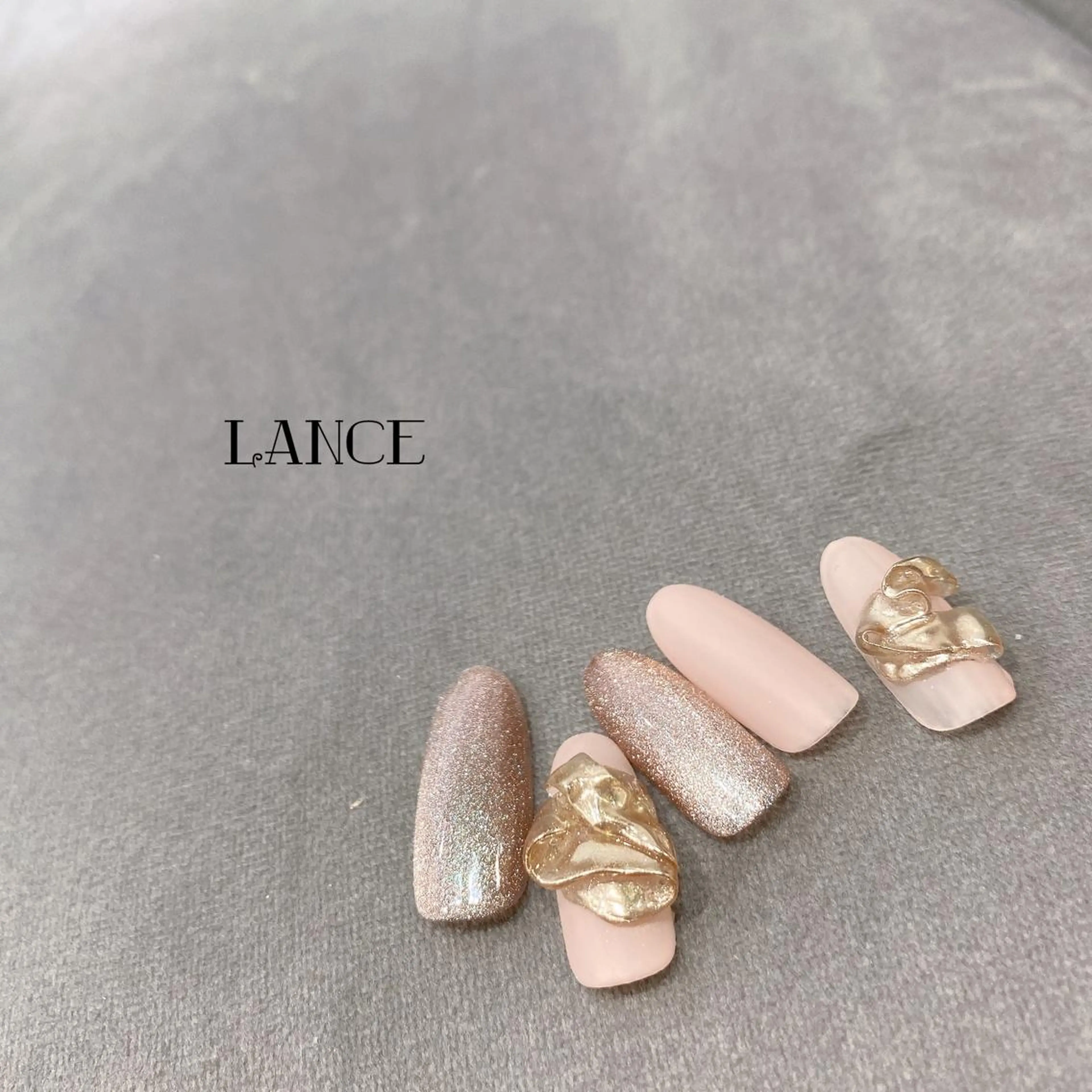 ミディアム ハンドネイル Lance nailのネイルデザイン