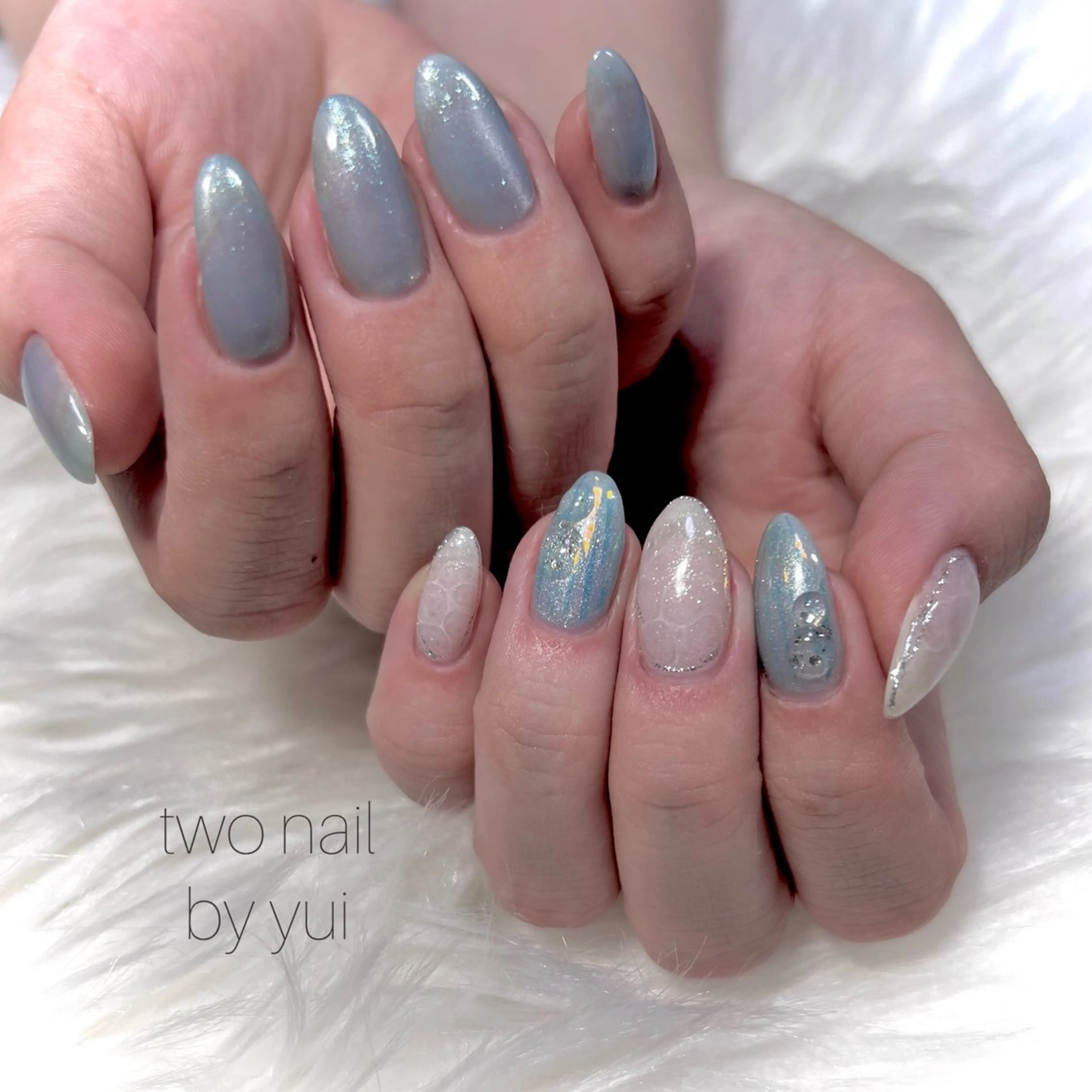 ネイル マグネットネイル ネイルチップ ホワイト ハンドネイル two nailのネイルデザイン