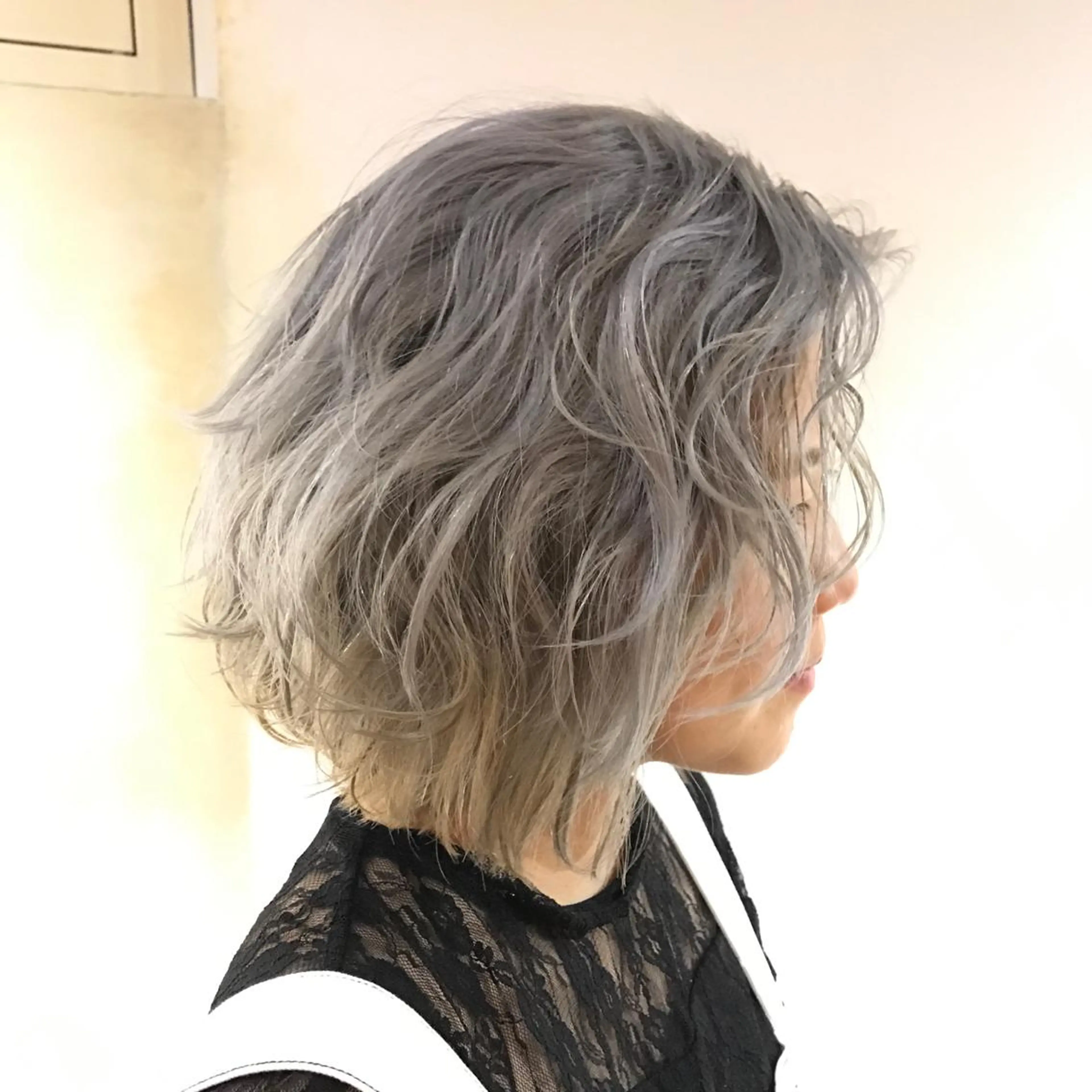 ショート アッシュ こう ちゃんのヘアスタイル