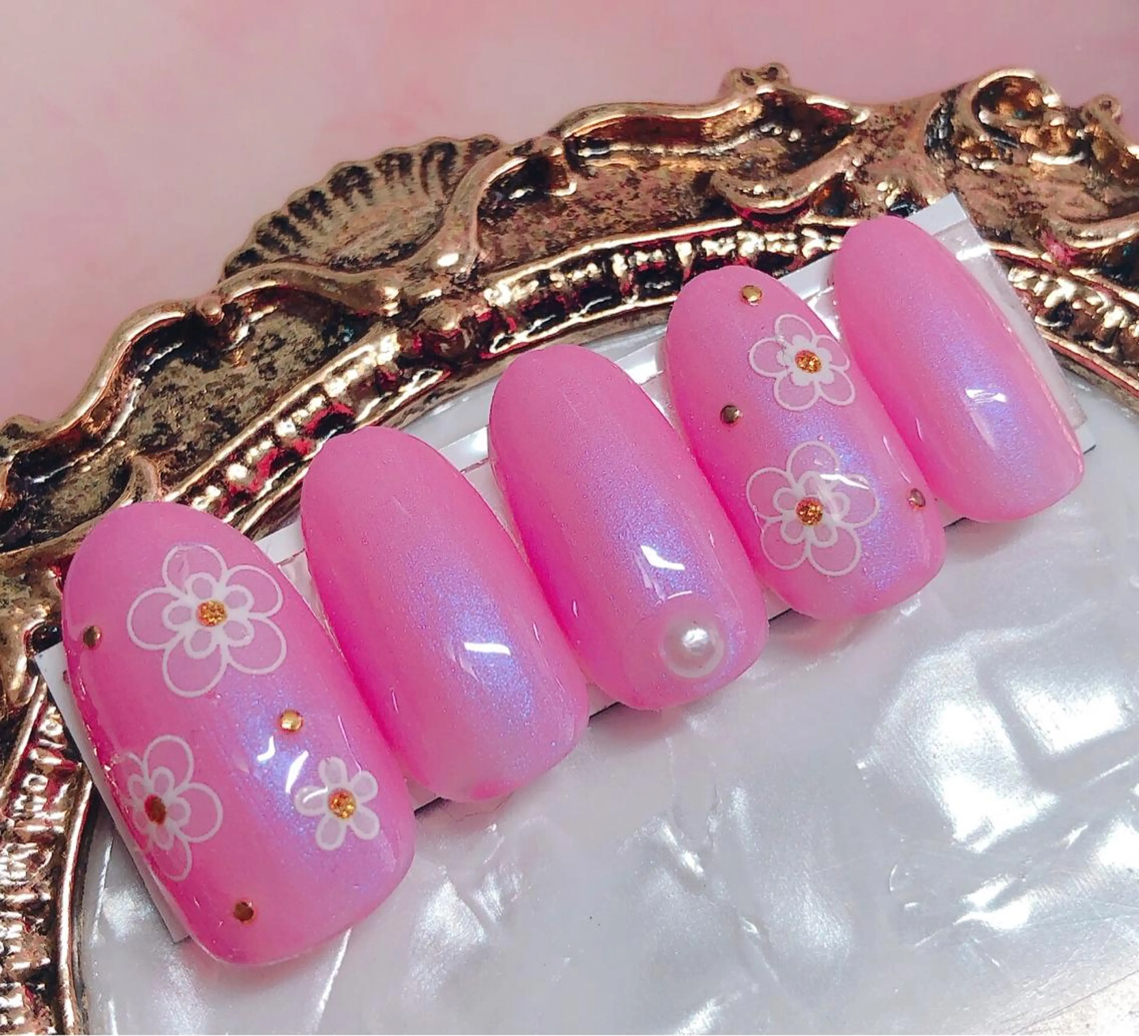 ネイル ハンドネイル CROWN プライベートサロンのネイルデザイン