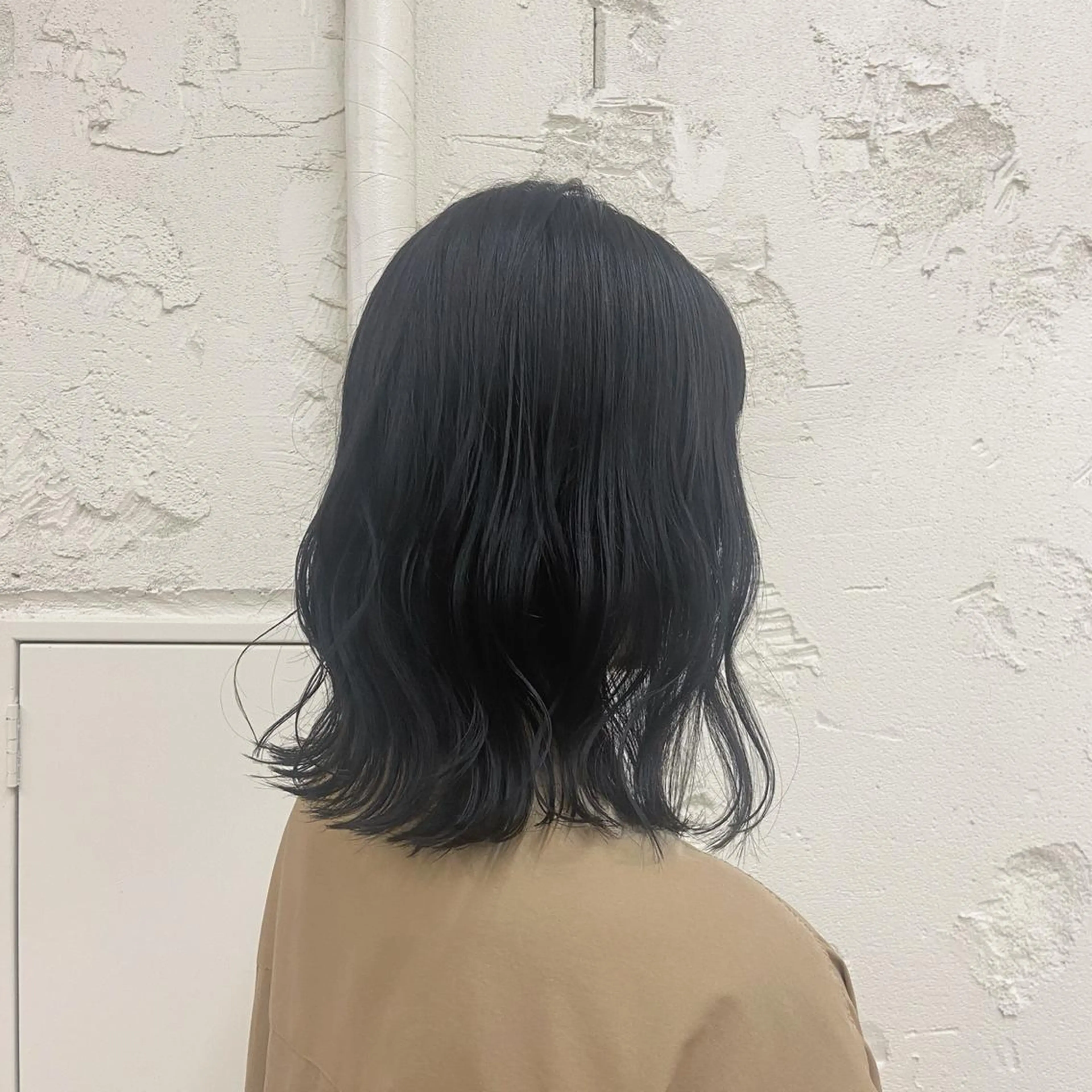 ミディアム カラー ハイトーン🦢 Natsumiのヘアスタイル