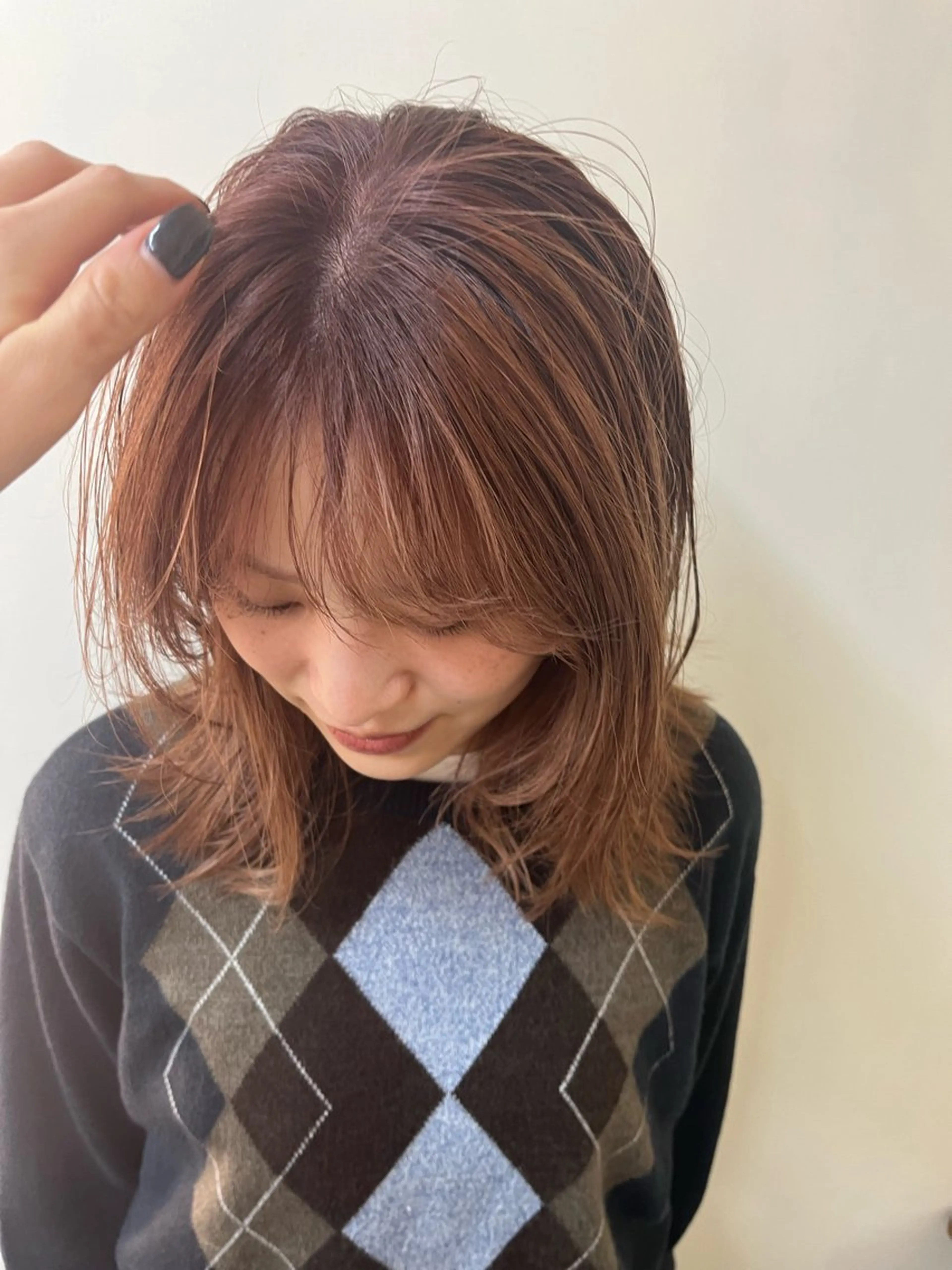 セミロング イシイ モエカのヘアスタイル