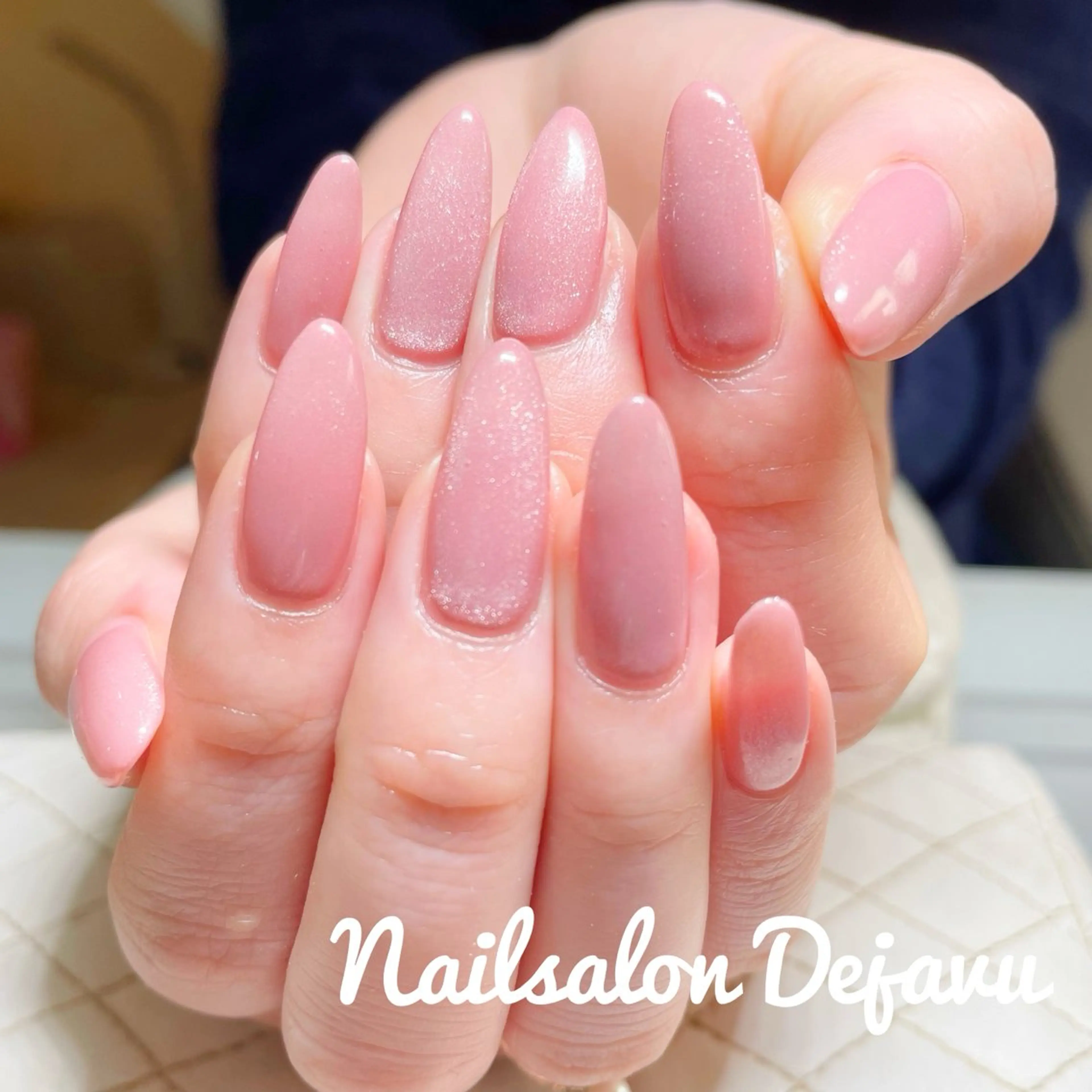 ネイル マグネットネイル ハンドネイル Dejavu所属・Nail salon Dejavu 🌿のネイルデザイン