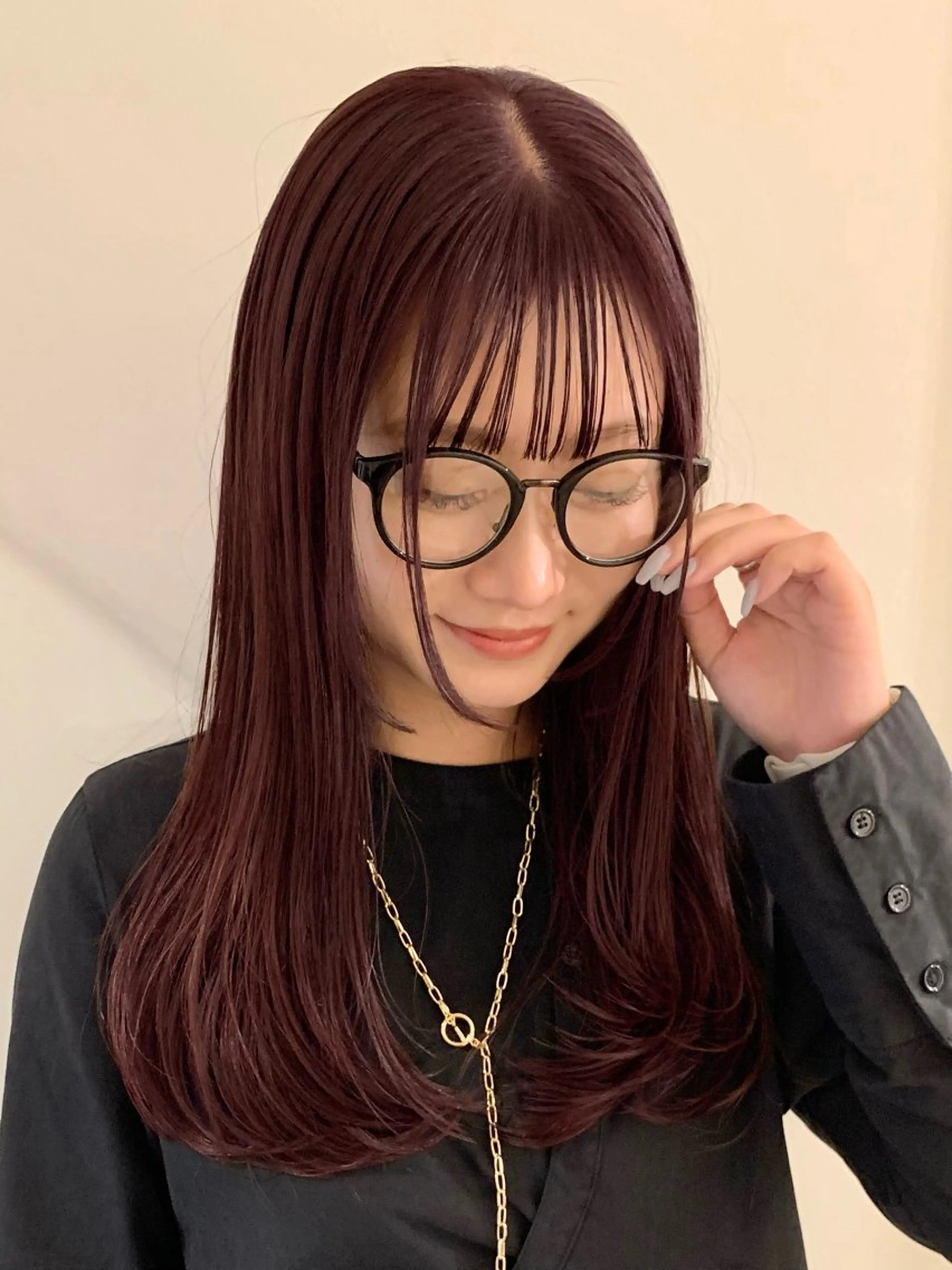 ロング カラー カシス ラベンダーカラー パープルカラー レイヤーカット 落合希 Olivebeigeのヘアスタイル