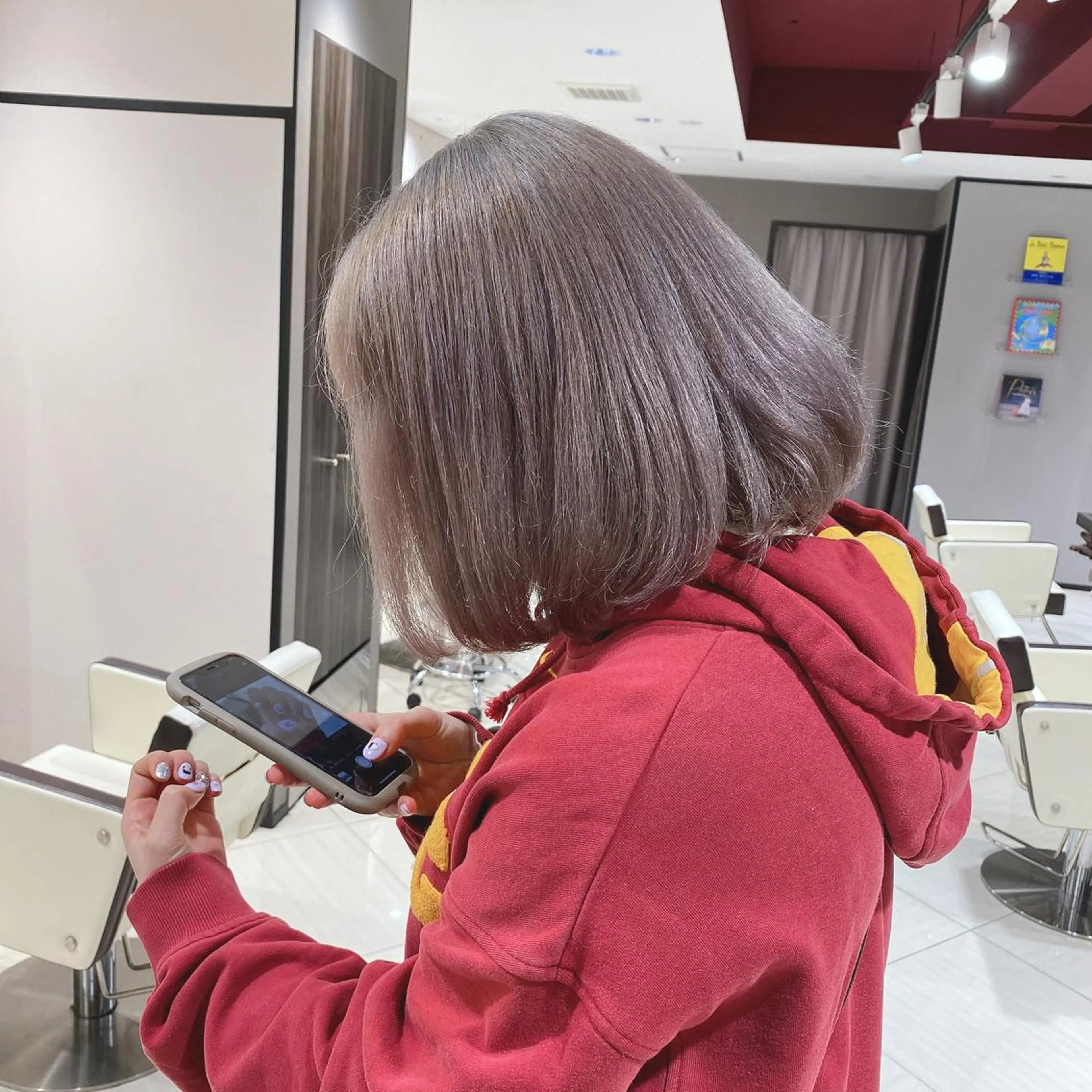 ショート カラー かりん 🤍のヘアスタイル