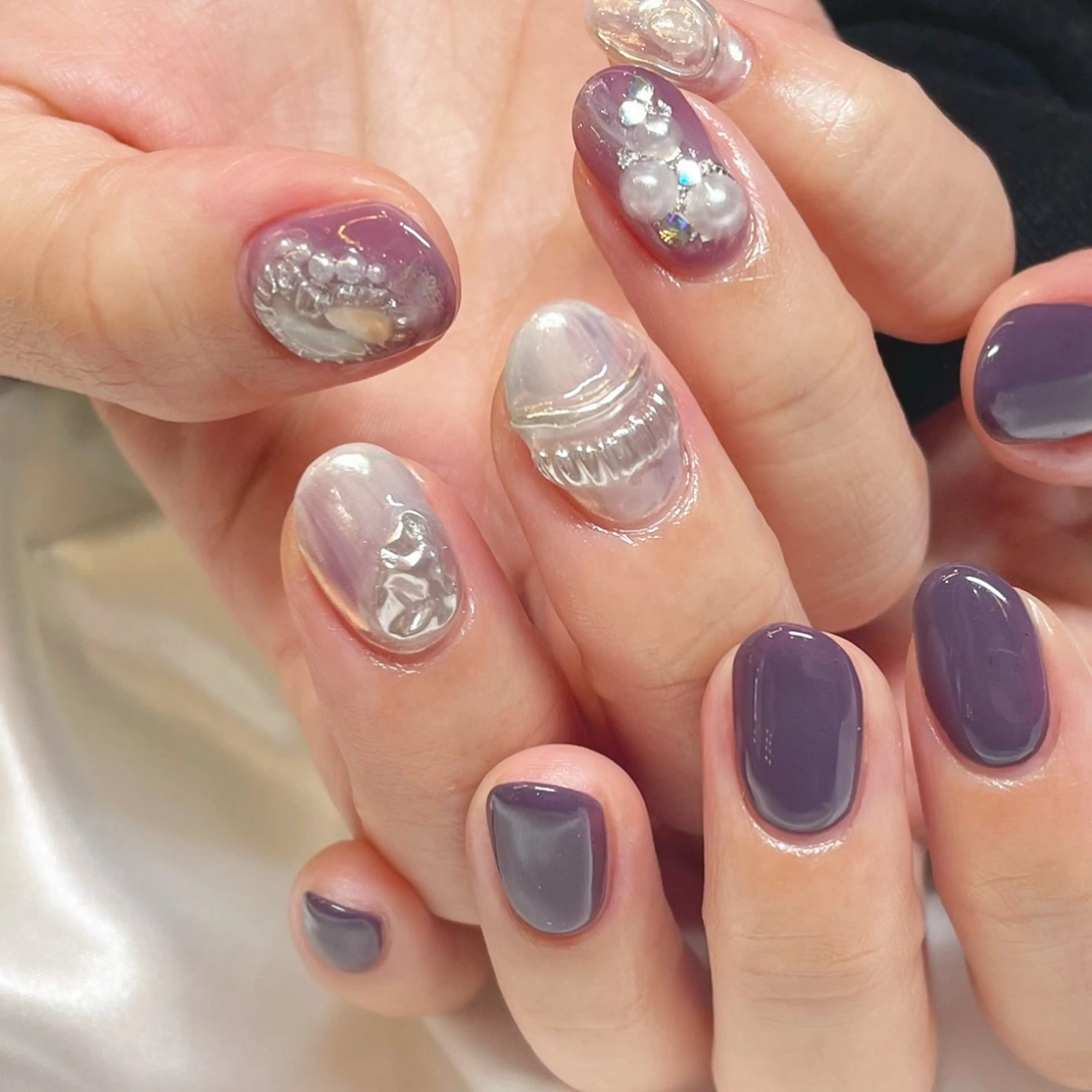 ネイル オーロラネイル キラキラネイル ニュアンスネイル ワンカラーネイル パープル ハンドネイル Tsukahara 🌷仙台PARCOのネイルデザイン