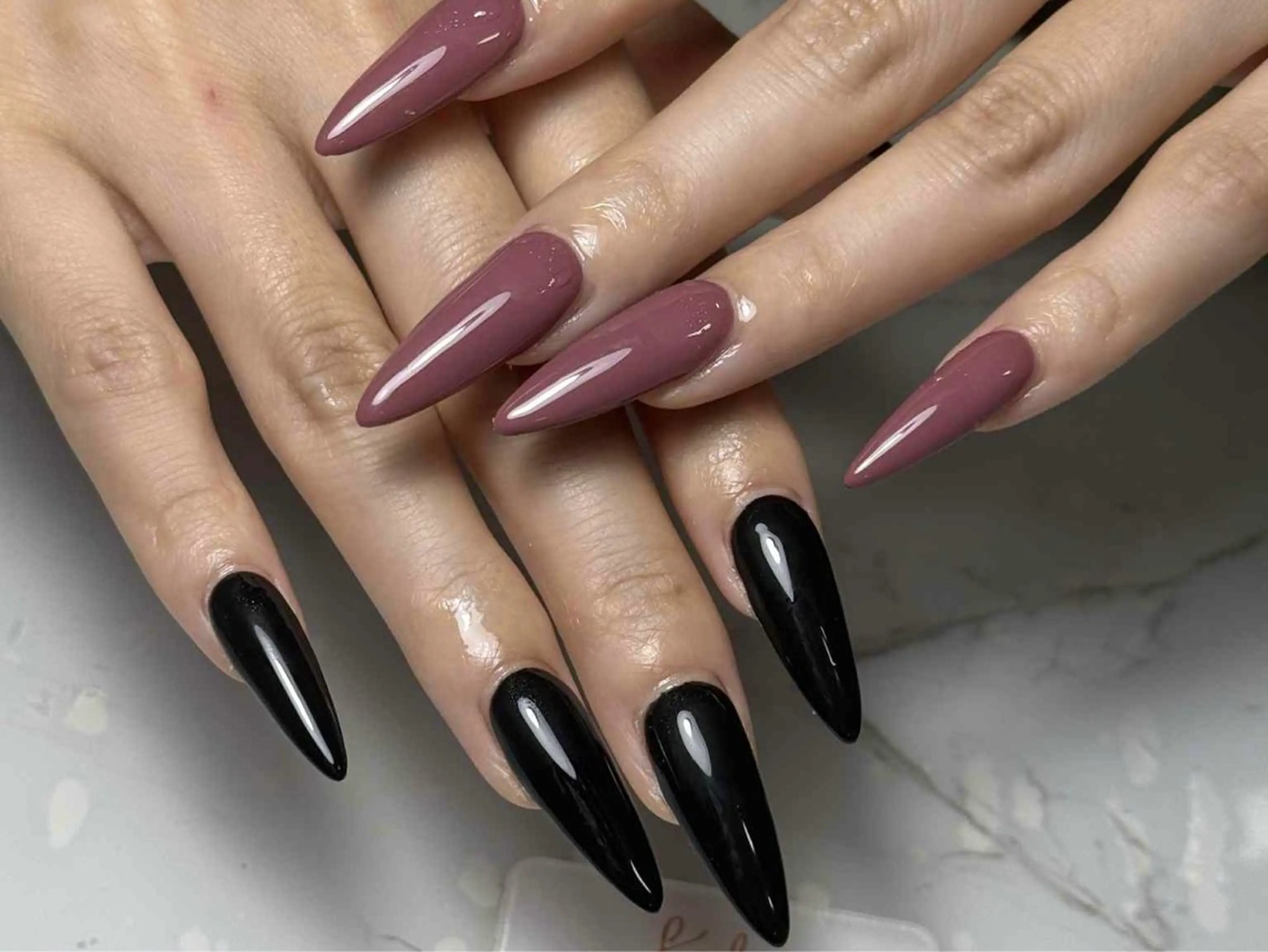 ネイル アートネイル フレンチネイル ジェルネイル グラデーション 韓国ネイル ハンドネイル 💕鈴木ユリ パラジェル/オフ無料のネイルデザイン