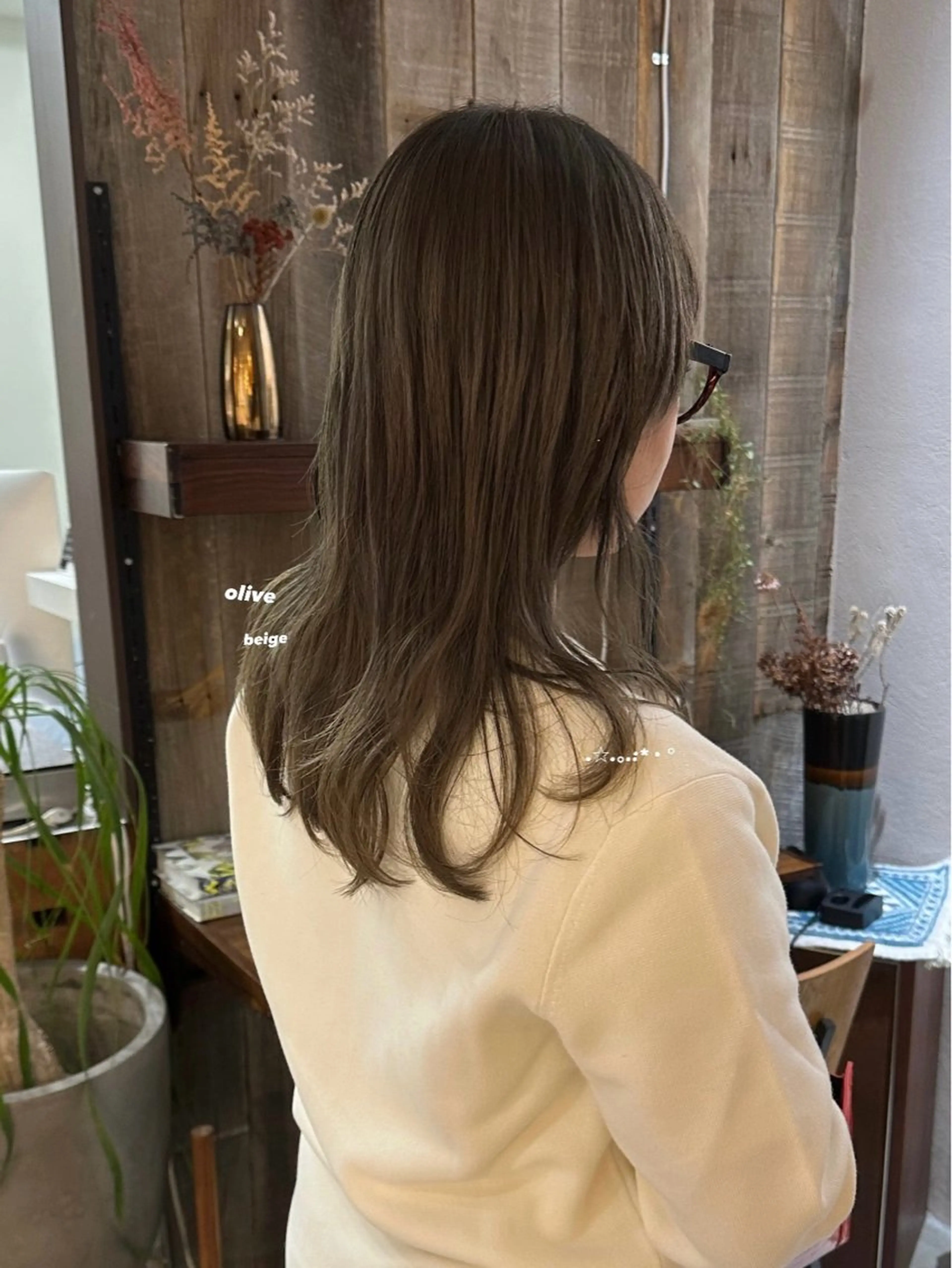 セミロング カラー 暖色カラー/レイヤー 🌙 オノユリカのヘアスタイル