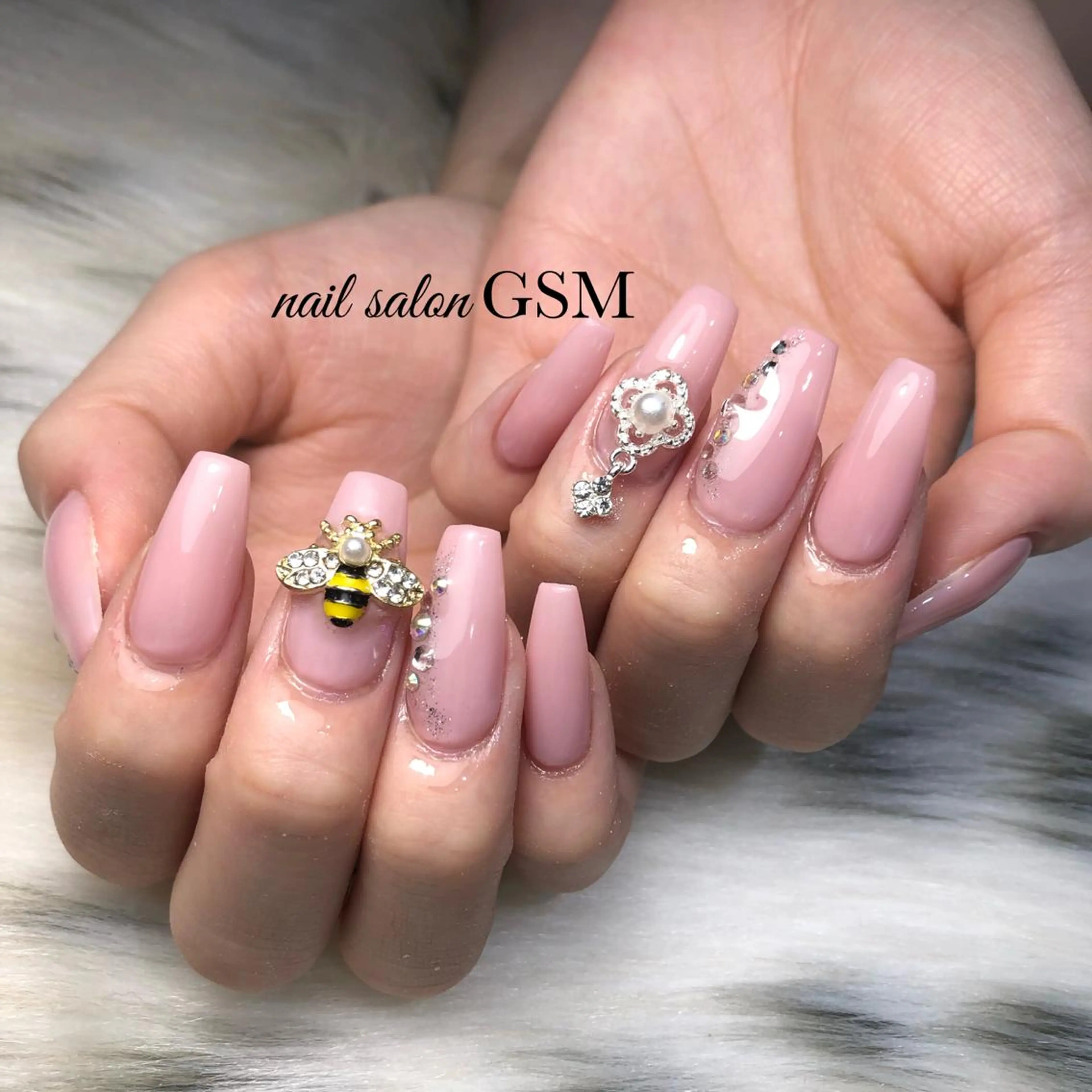 ネイル シンプルネイル ハンドネイル nail salon GSMのネイルデザイン