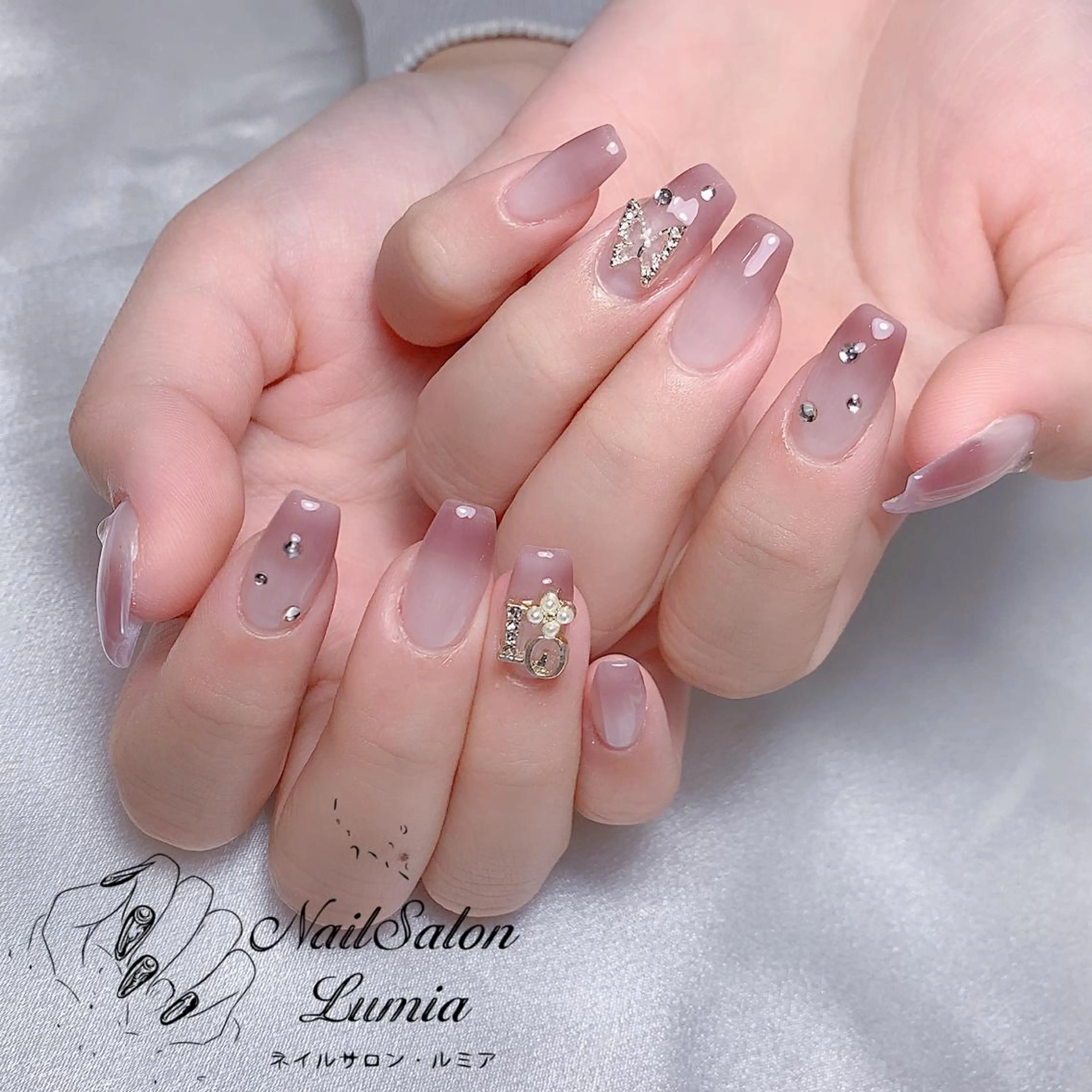 ネイル ハンドネイル ネイルサロン ルミア Lumia 店長のネイルデザイン