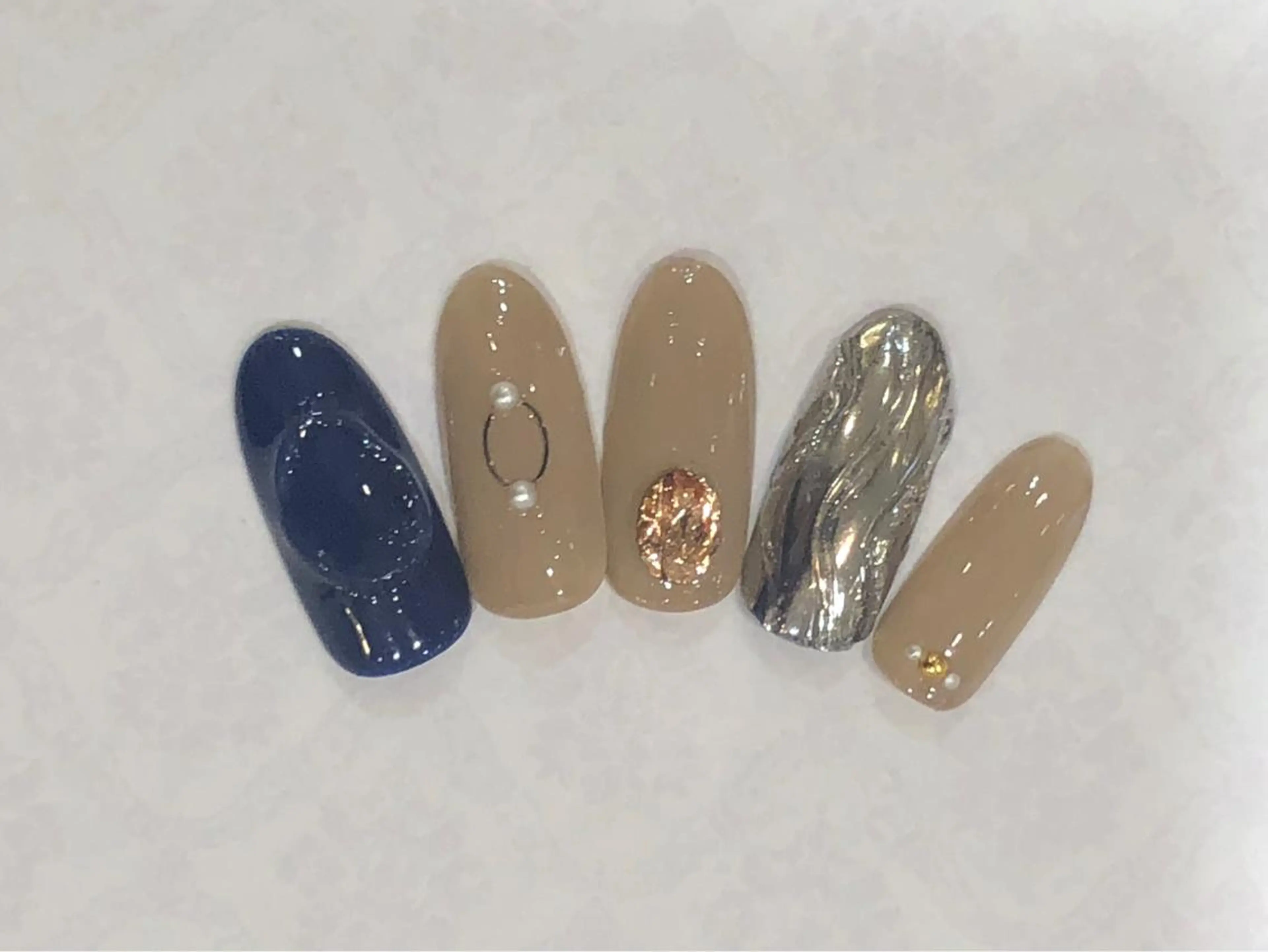 ネイル ミラーネイル CITRON NAIL💅練習生のネイルデザイン