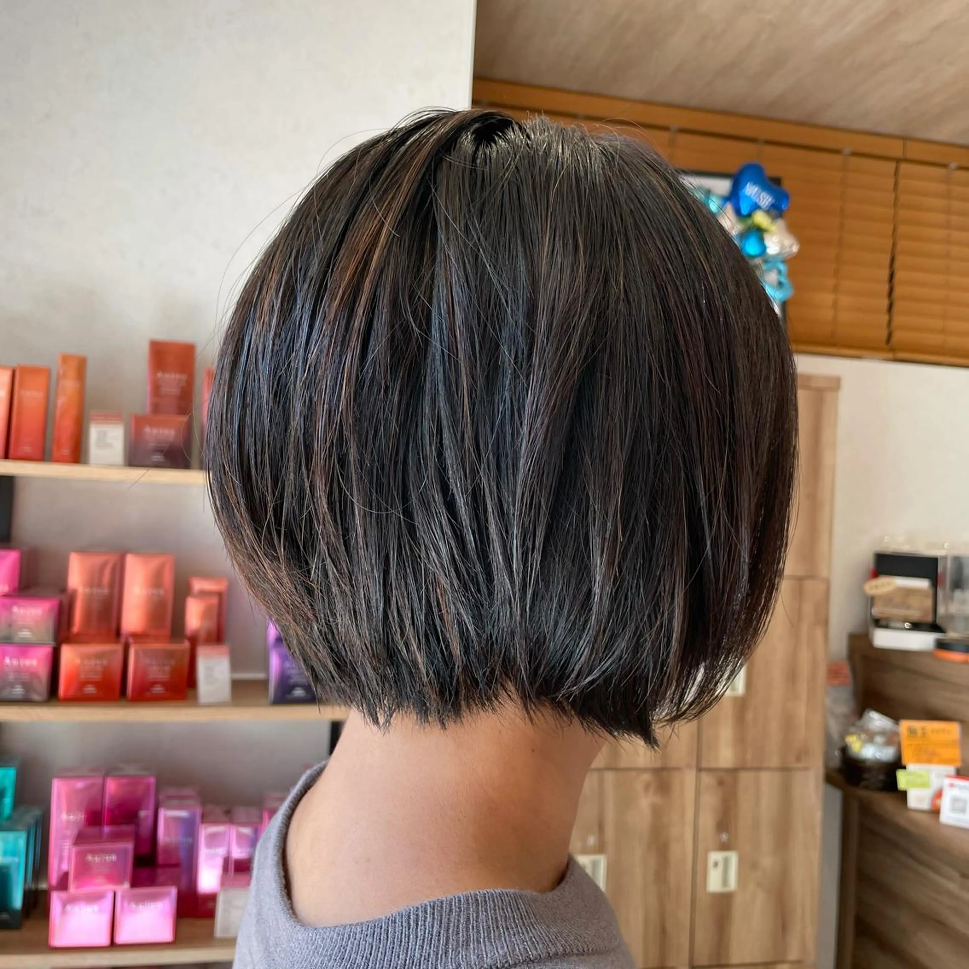 ショート うる艶レイヤーカット hinakoのヘアスタイル