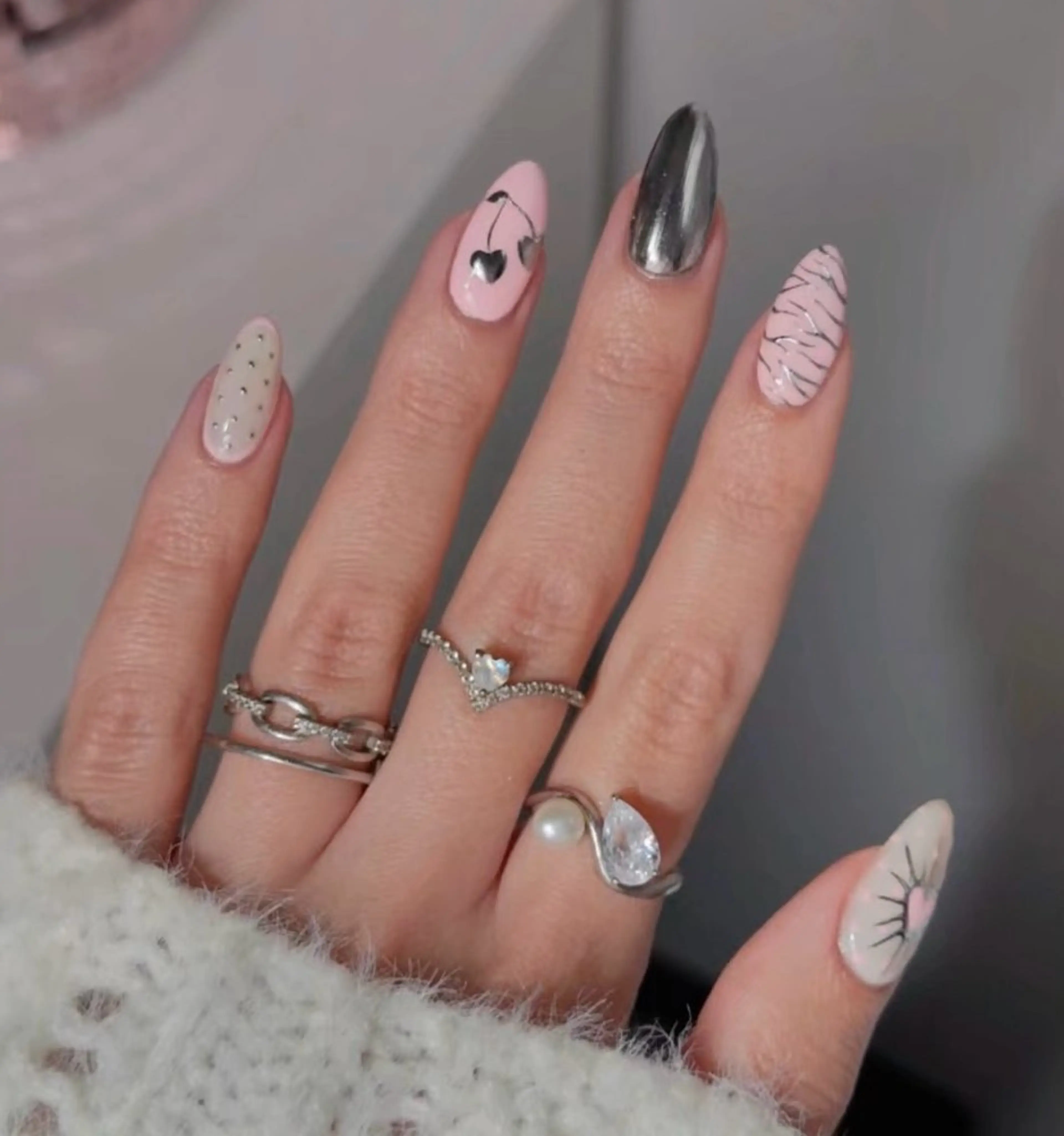 ネイル フラワーネイル フレンチネイル ジェルネイル ガラスフレンチ ハート ハンドネイル BabyYouMi nailのネイルデザイン