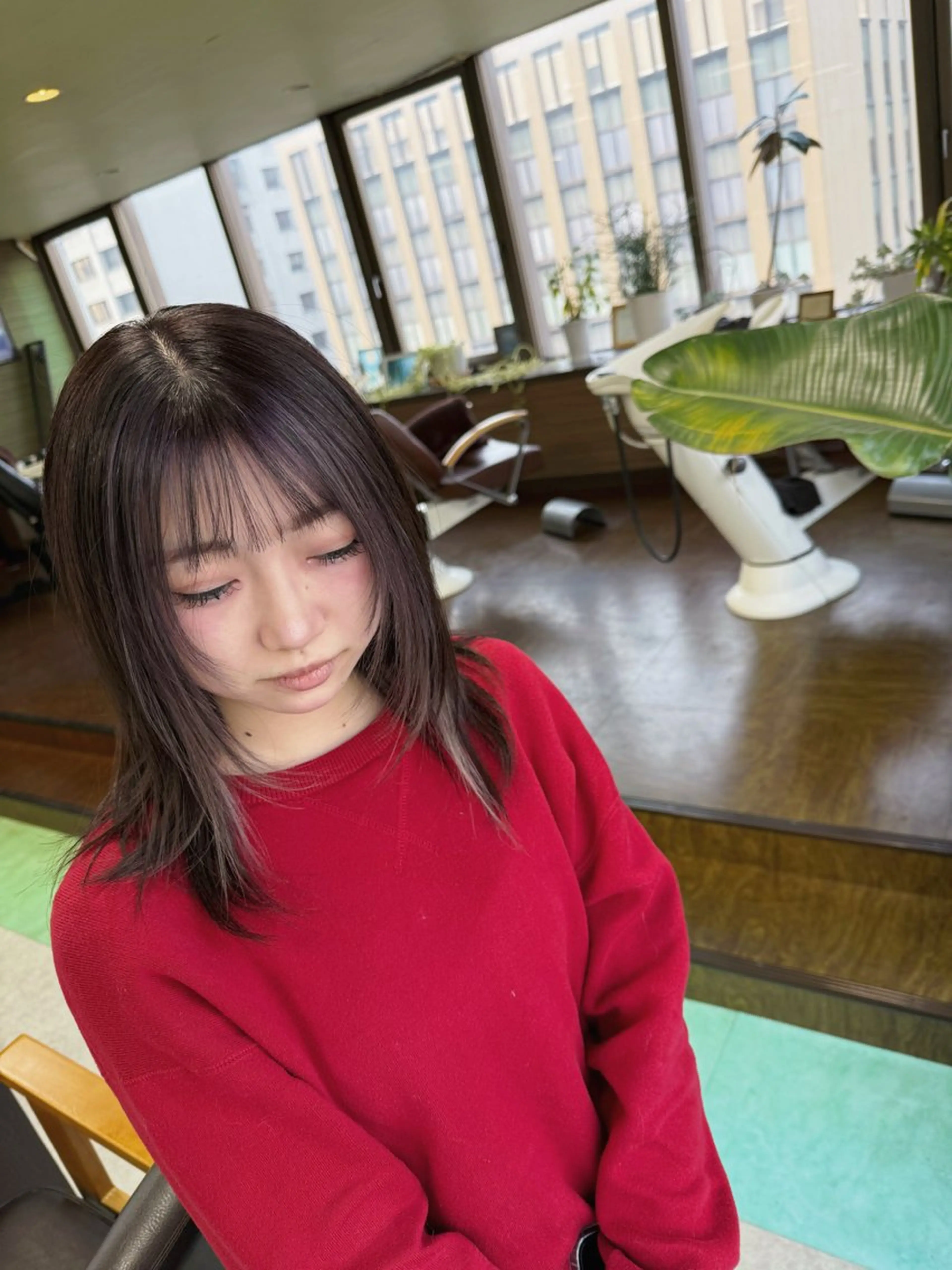 ミディアム カラー ミストバング ラベンダーカラー ラベンダーグレー ヘアカラー 土居 正季のヘアスタイル