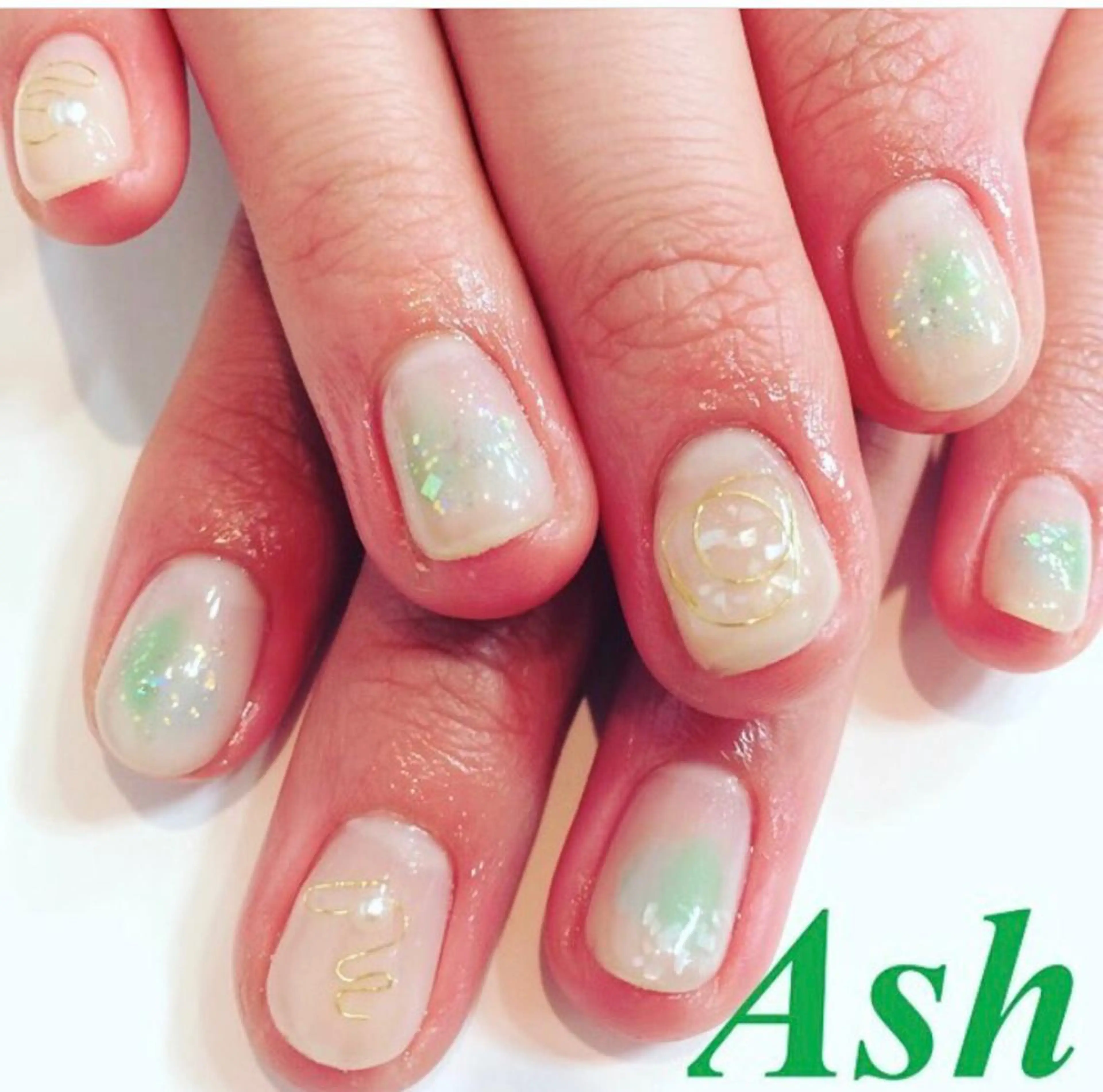 ネイル 🩵NORIKO 上品ネイルが得意🩵のネイルデザイン