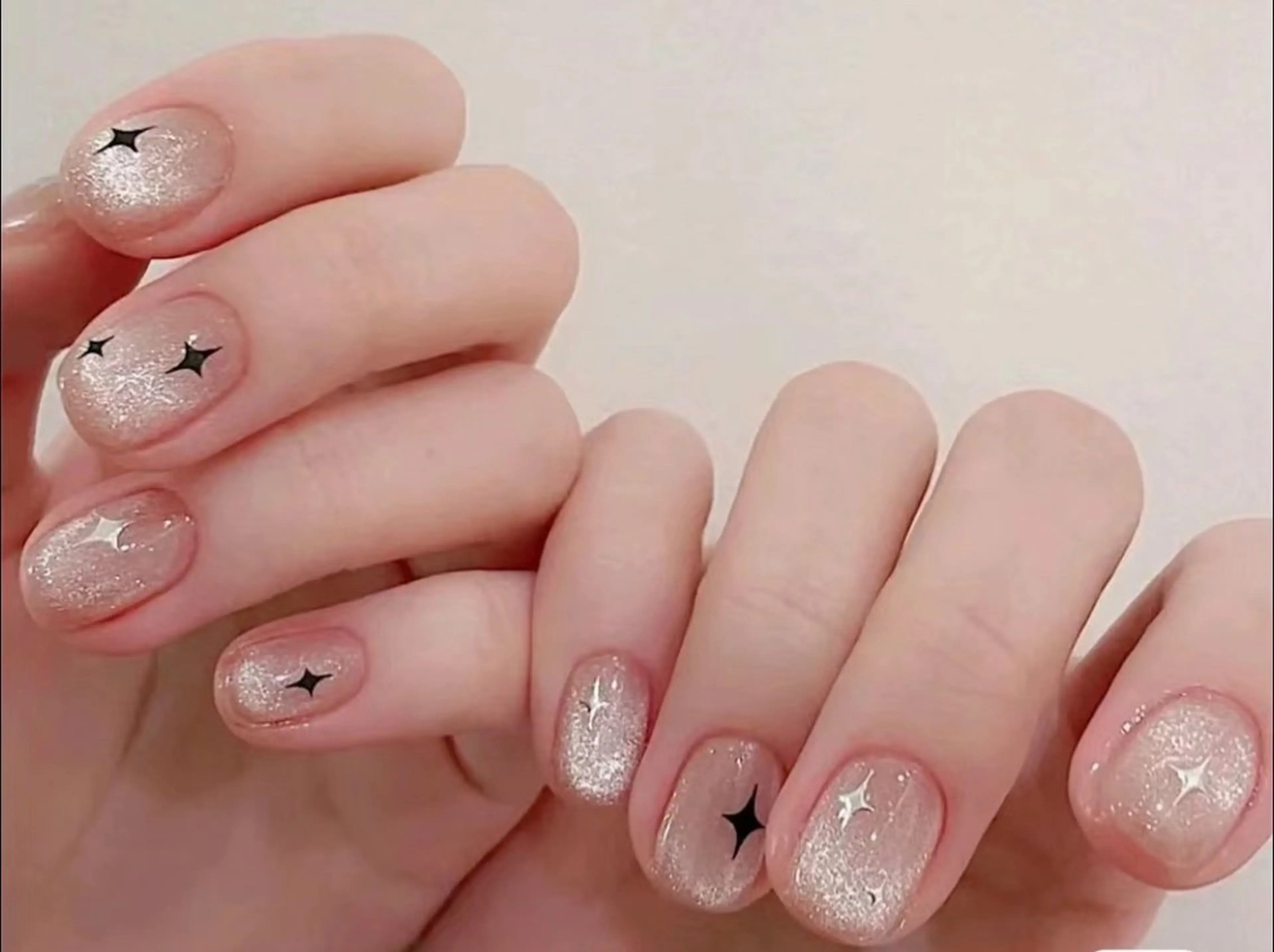 ネイル u1salon所属・ゆい ユイのネイルデザイン