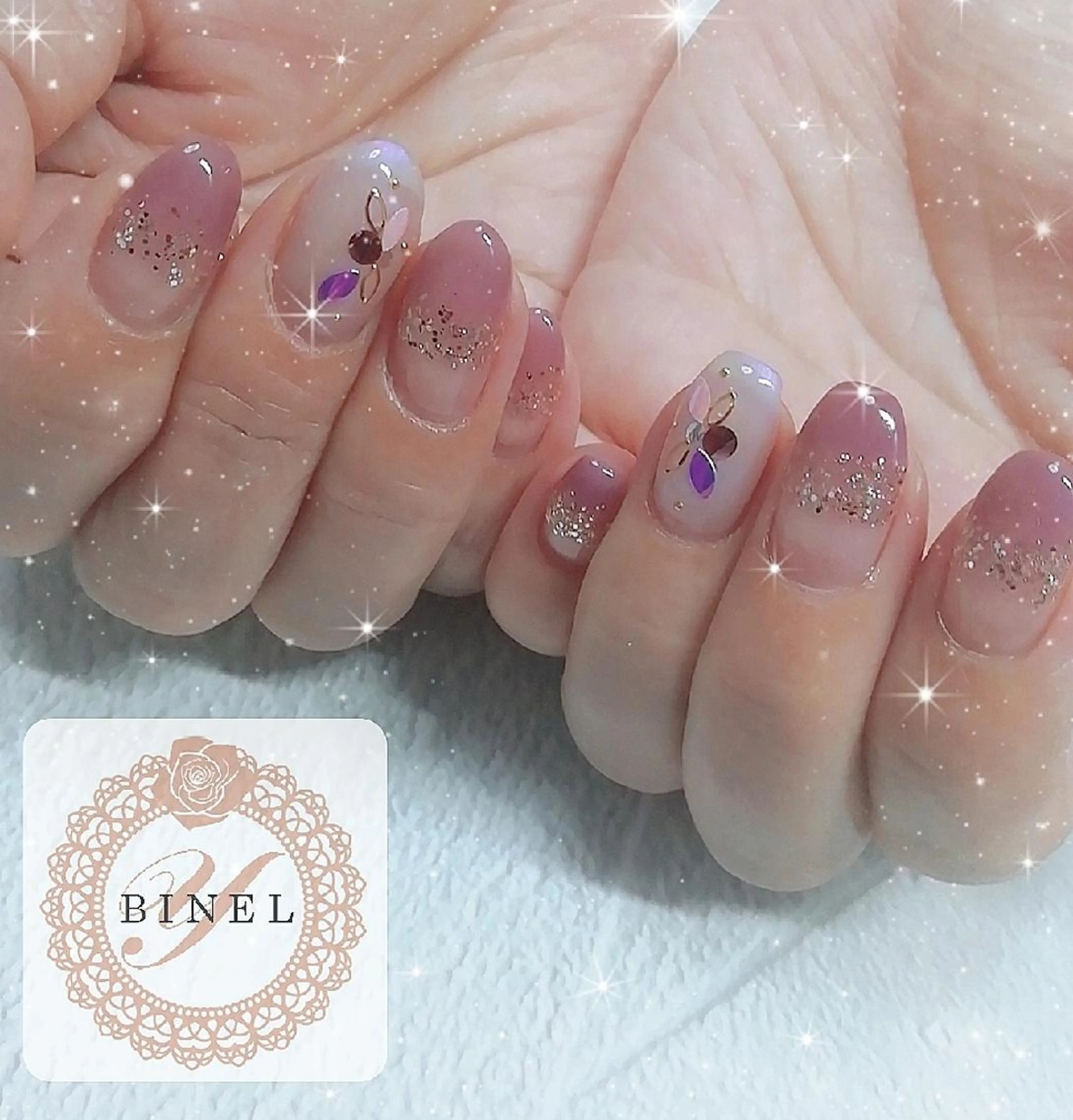 ネイル グラデーション ラメ(グリッター) ハンドネイル Nail Salon Y.BINELのネイルデザイン