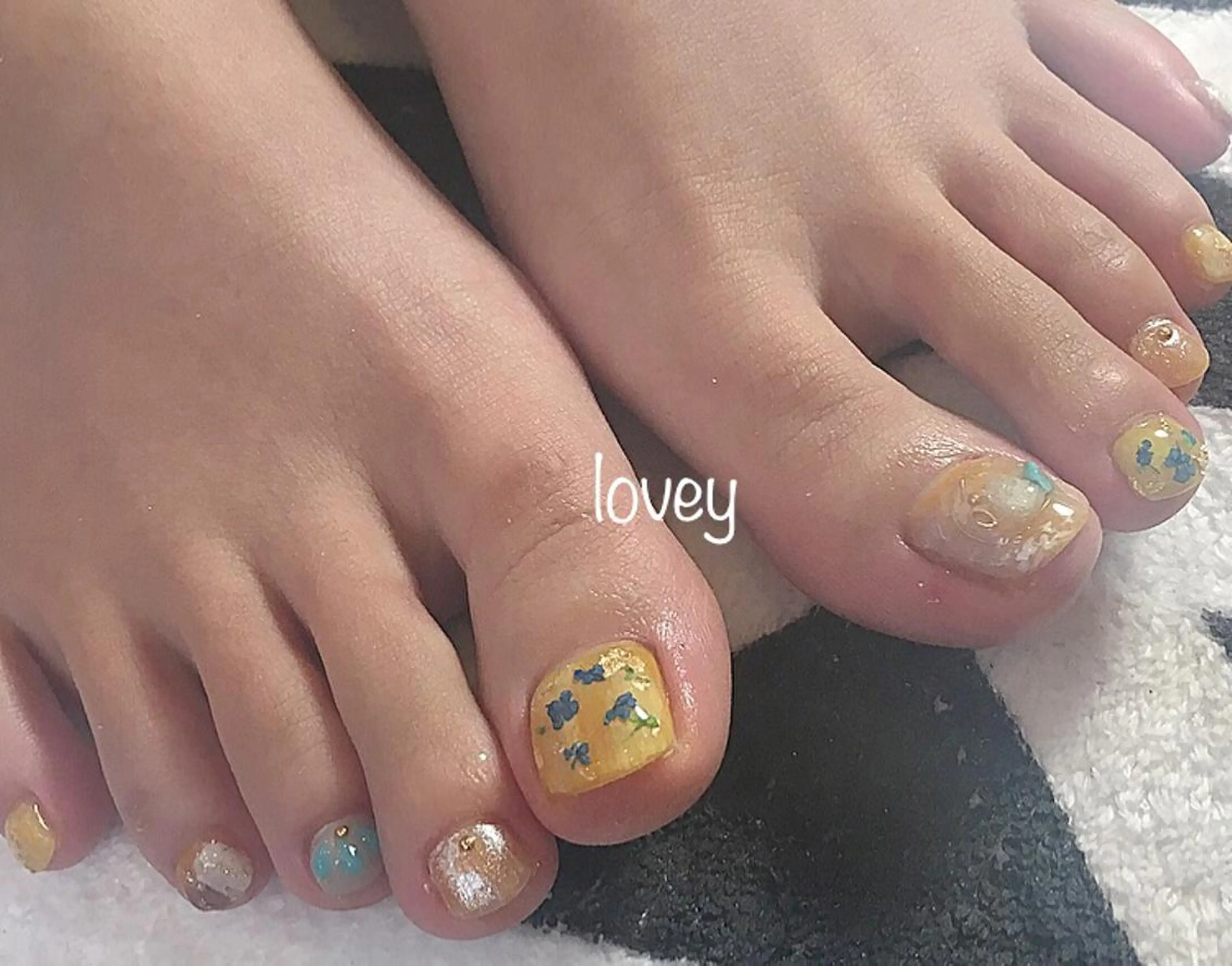 ネイル プライベートサロン loveyのネイルデザイン