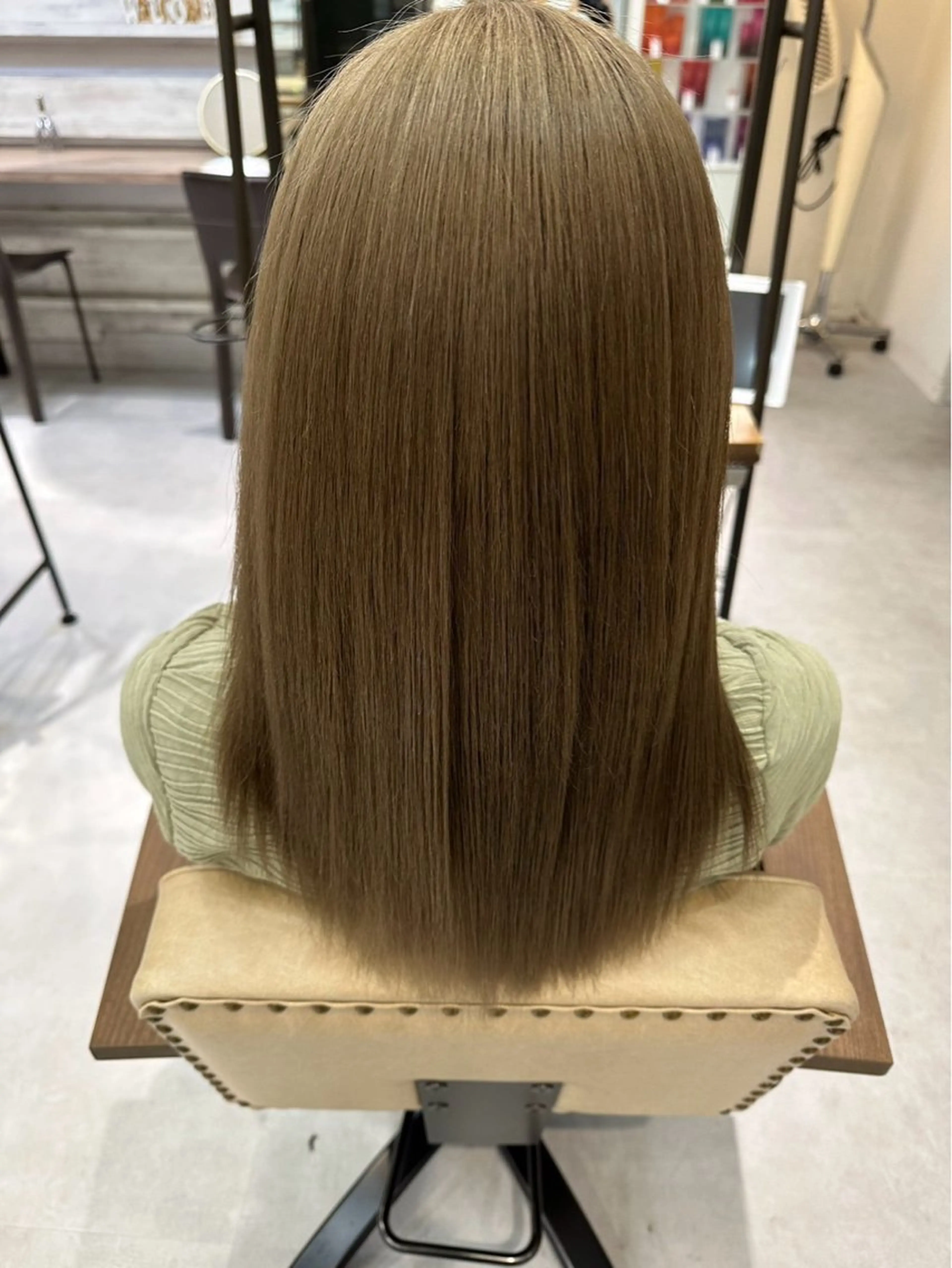 セミロング カラー ヘアカラー トリートメント デザインカラー/新百 合ヶ丘/erenaのヘアスタイル