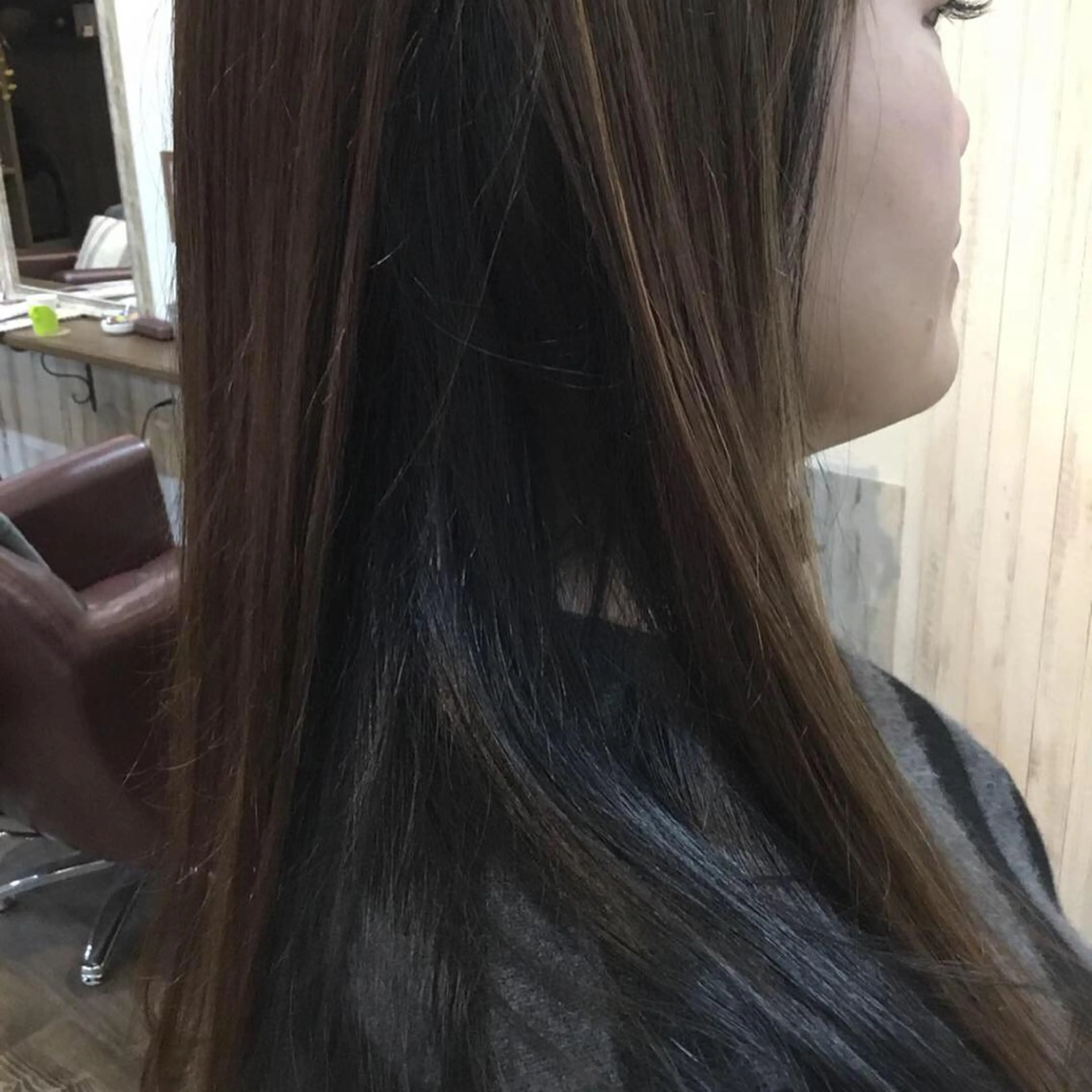 ロング カラー 金崎 新吾のヘアスタイル