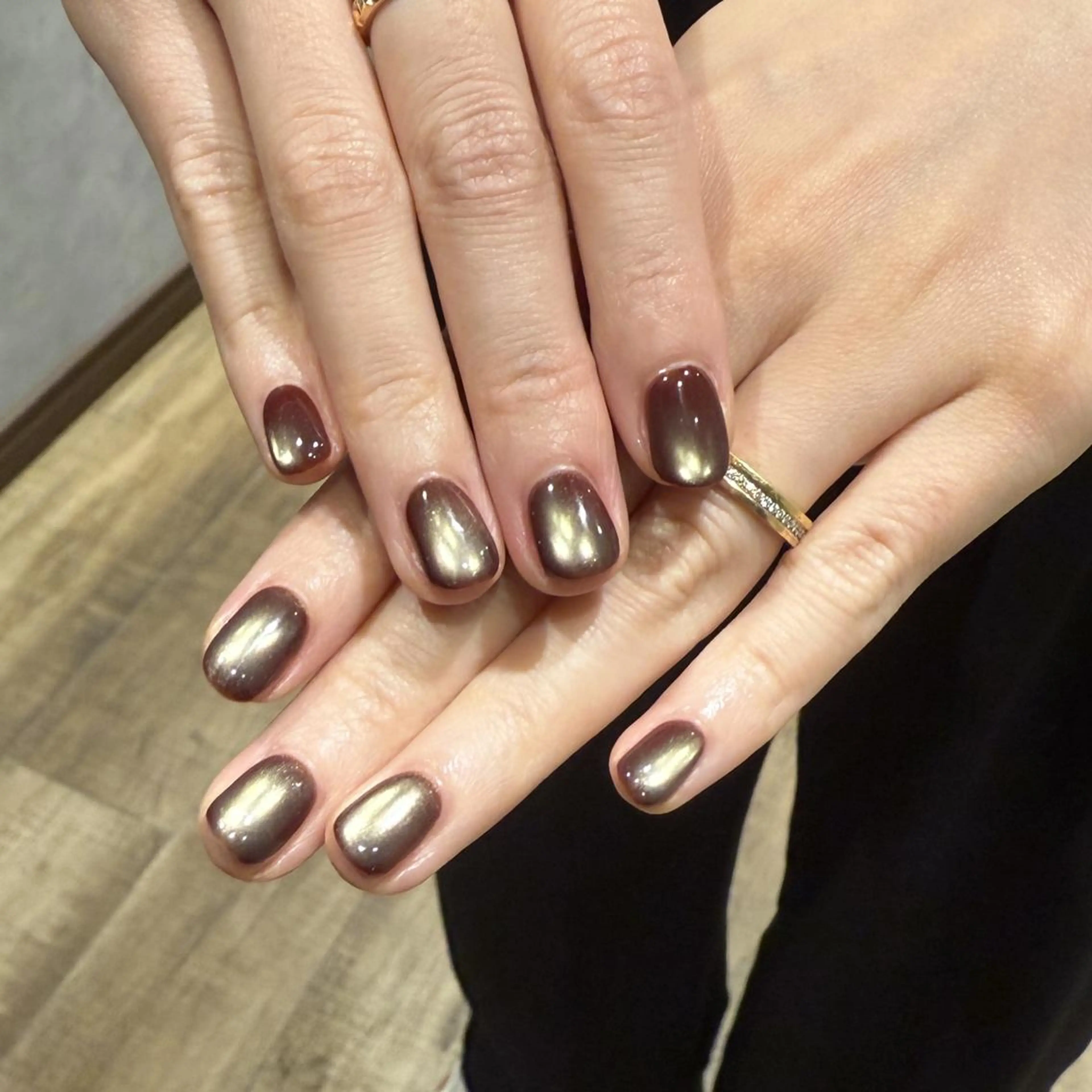 【初回オフ無料】ハンドマグネットの写真