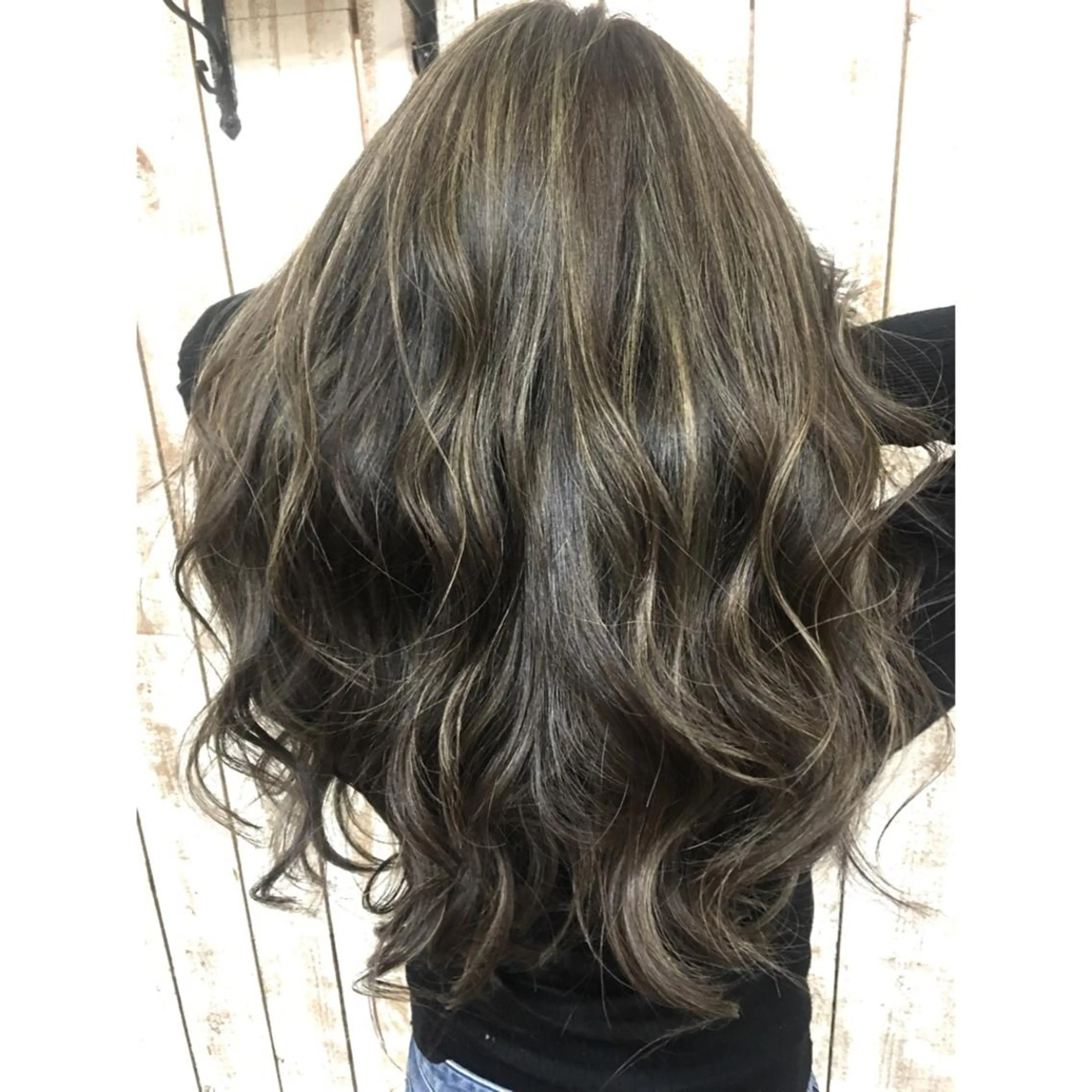 ロング カラー ハイライトカラー 3Dハイライト ハイライト カット ヘアカラー トリートメント 井上 一平のヘアスタイル