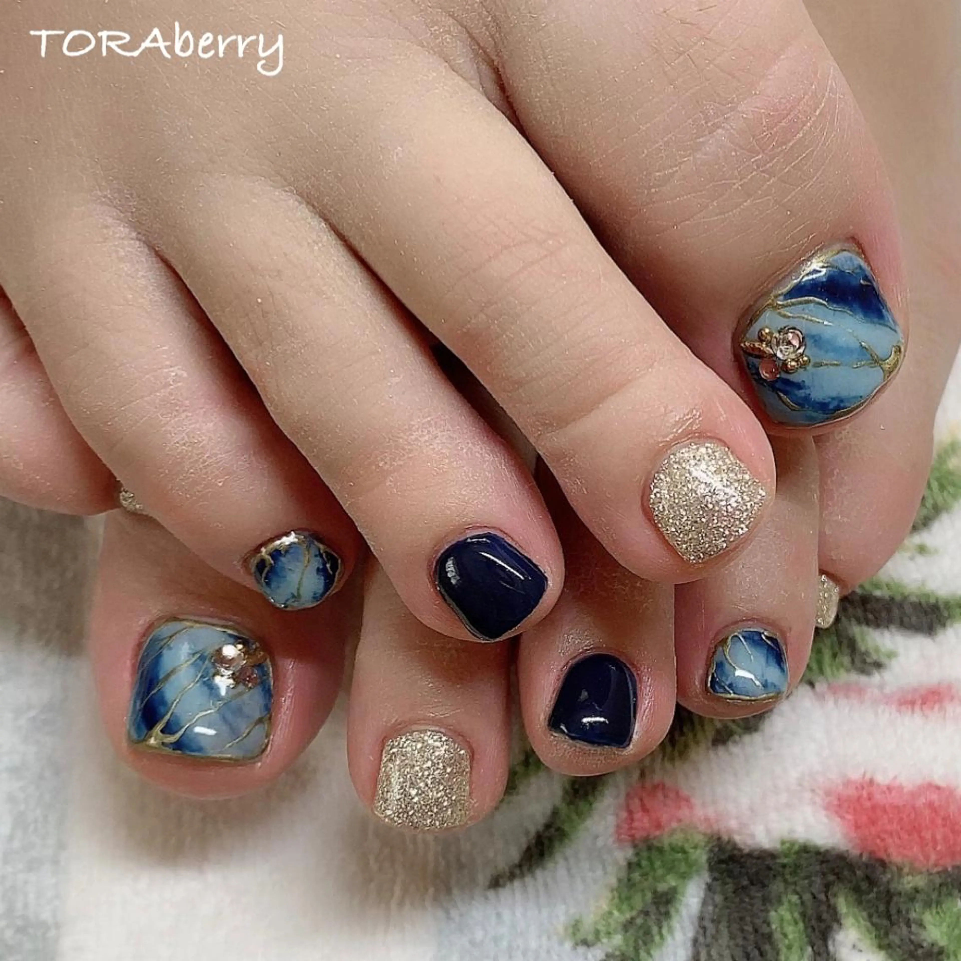 ネイル フットネイル ネイリスト なつみのネイルデザイン