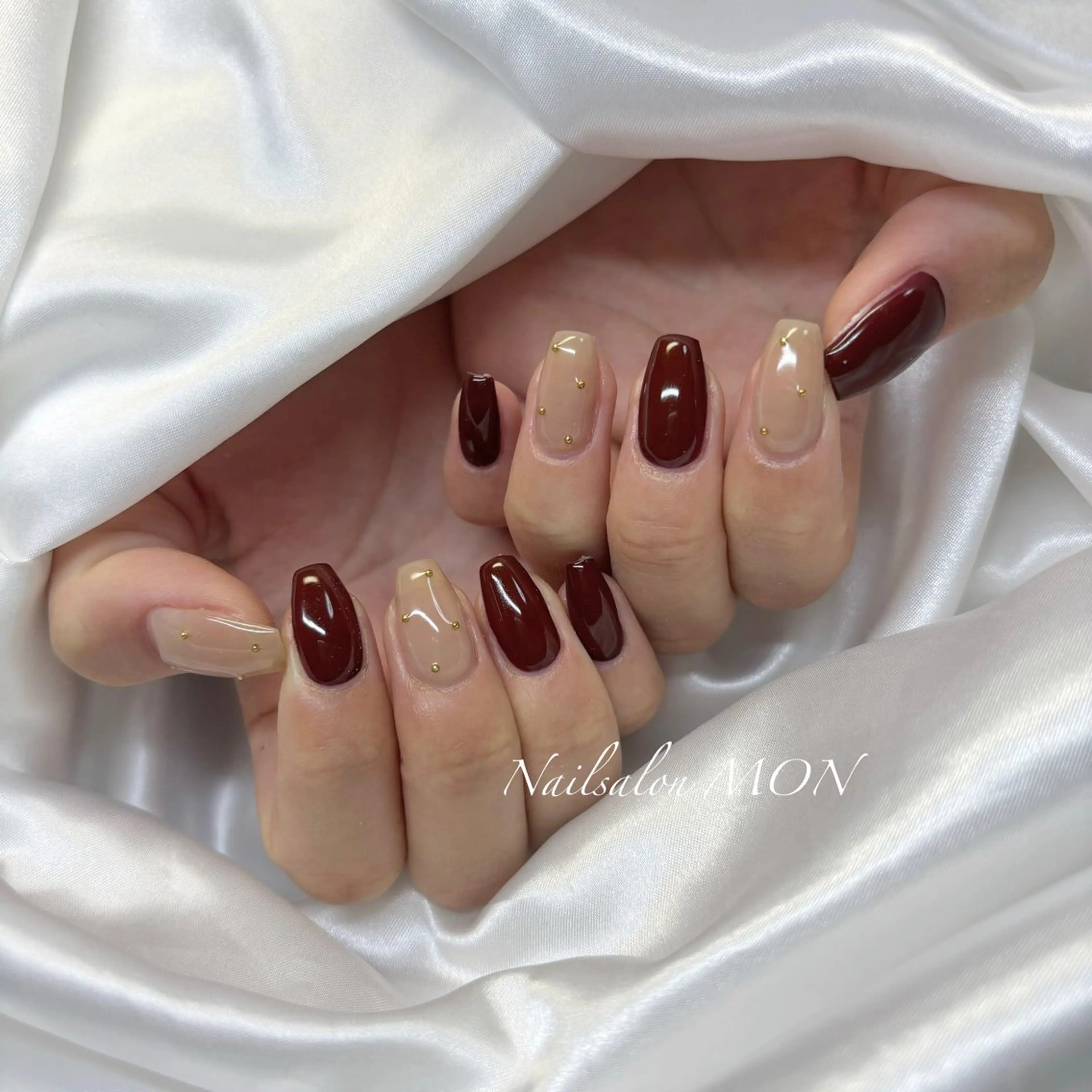 ネイル ストーンネイル ハンドネイル Nailsalon MONのネイルデザイン