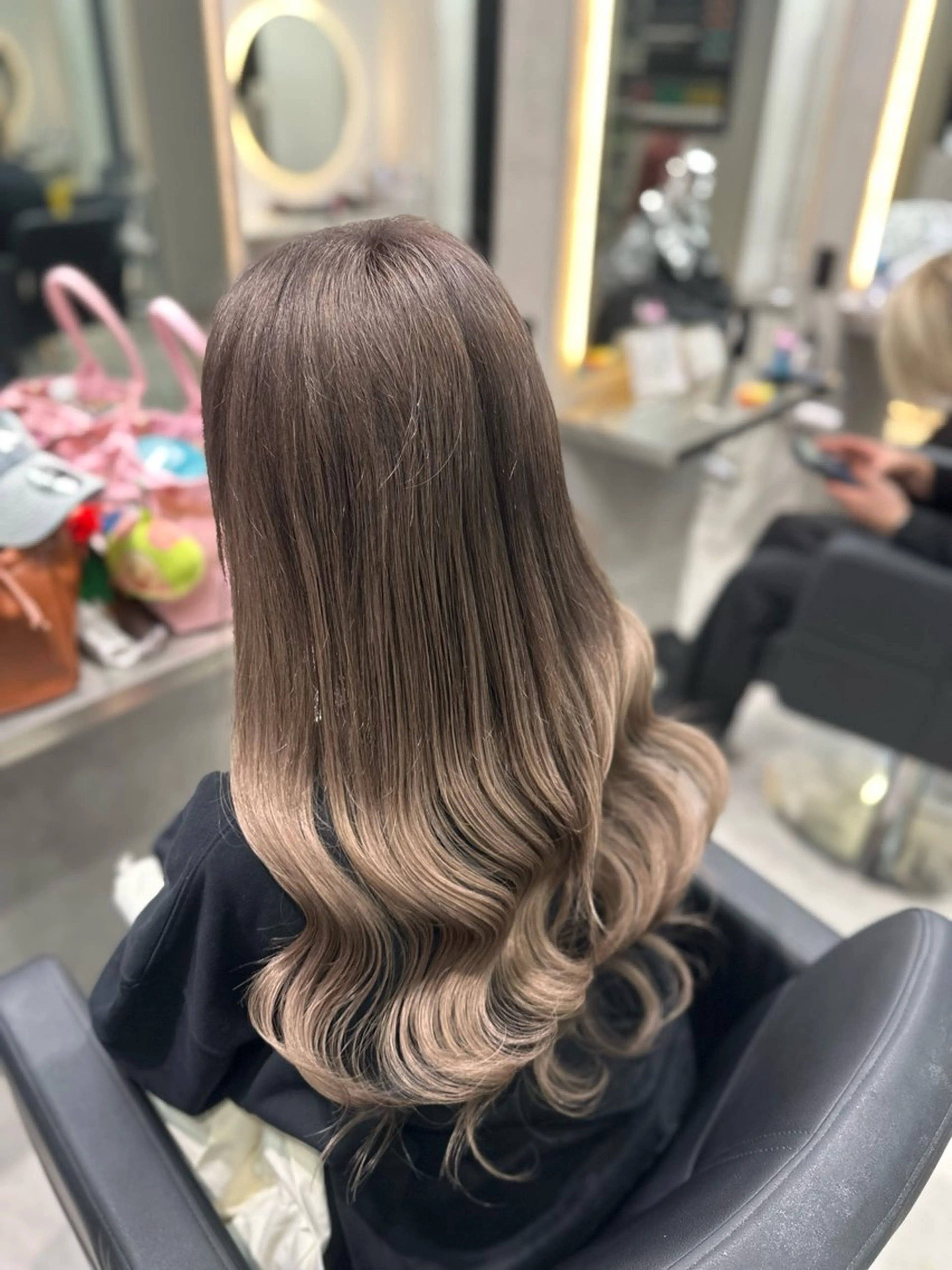 ロング ヘアカラー 濵﨑 颯七のヘアスタイル