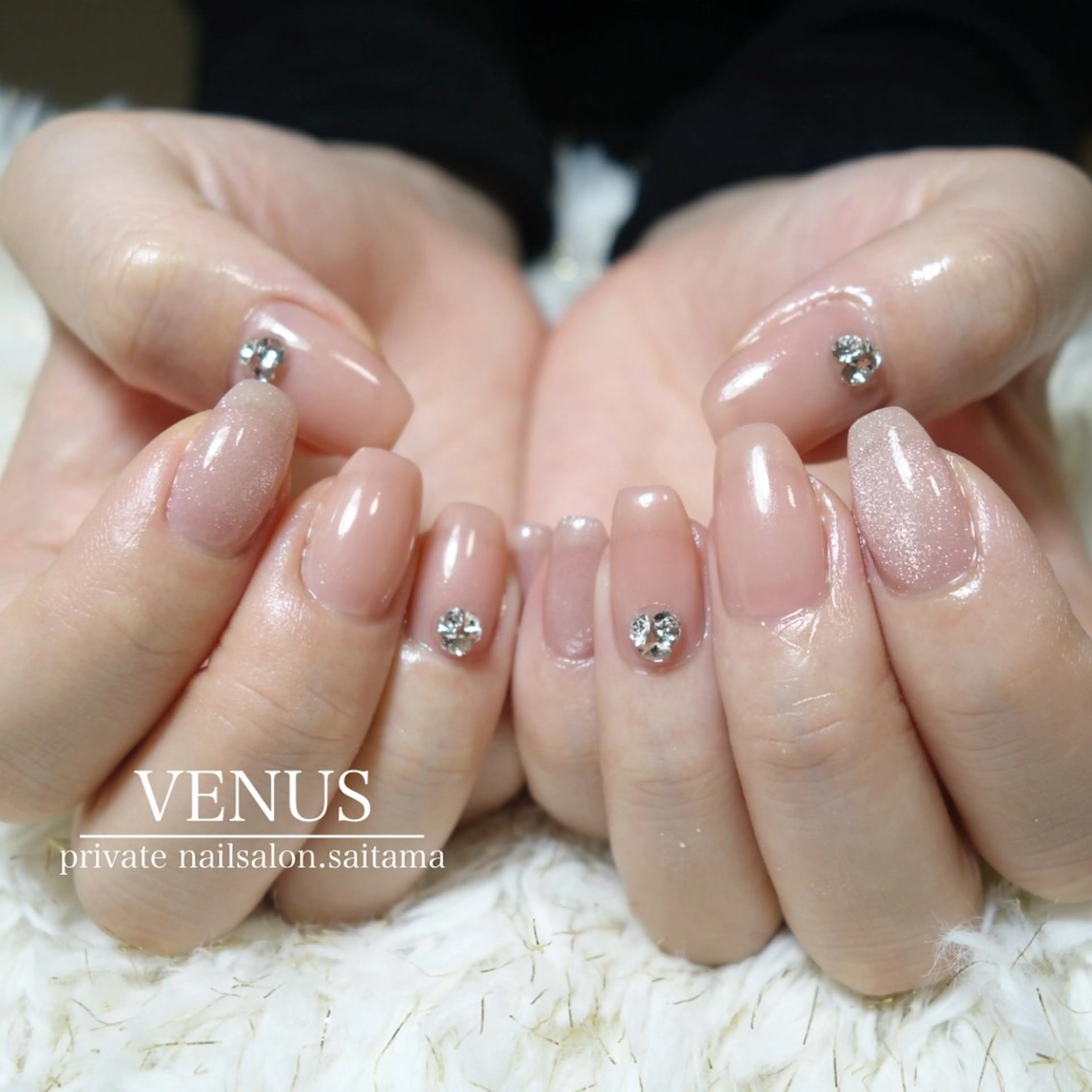 ネイル ロングネイル マグネットネイル ワンカラーネイル ハンドネイル nailsalon VENUSのネイルデザイン