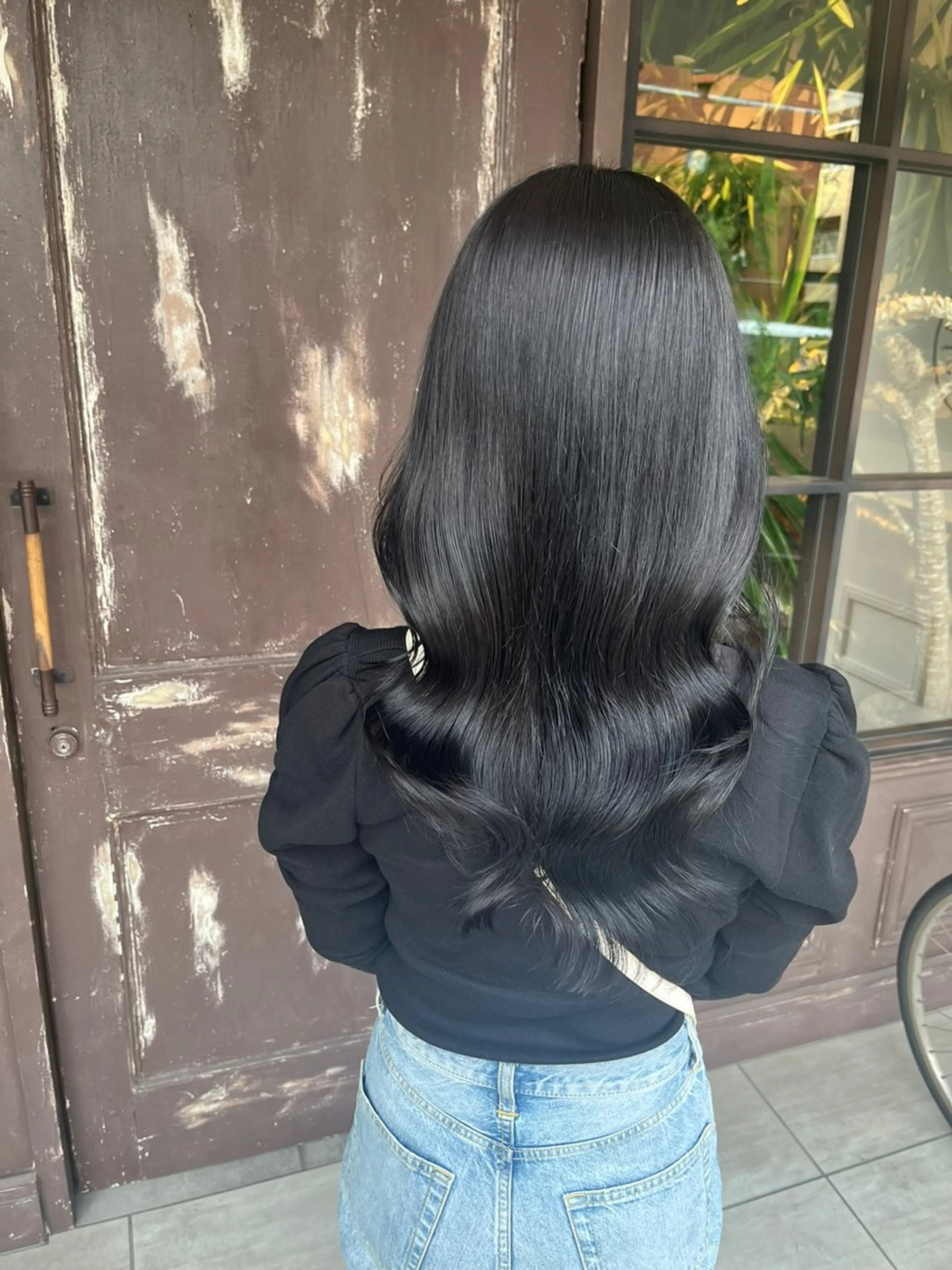 ロング カラー ダークグレー ヘアカラー トリートメント 川越 輝梨奈のヘアスタイル