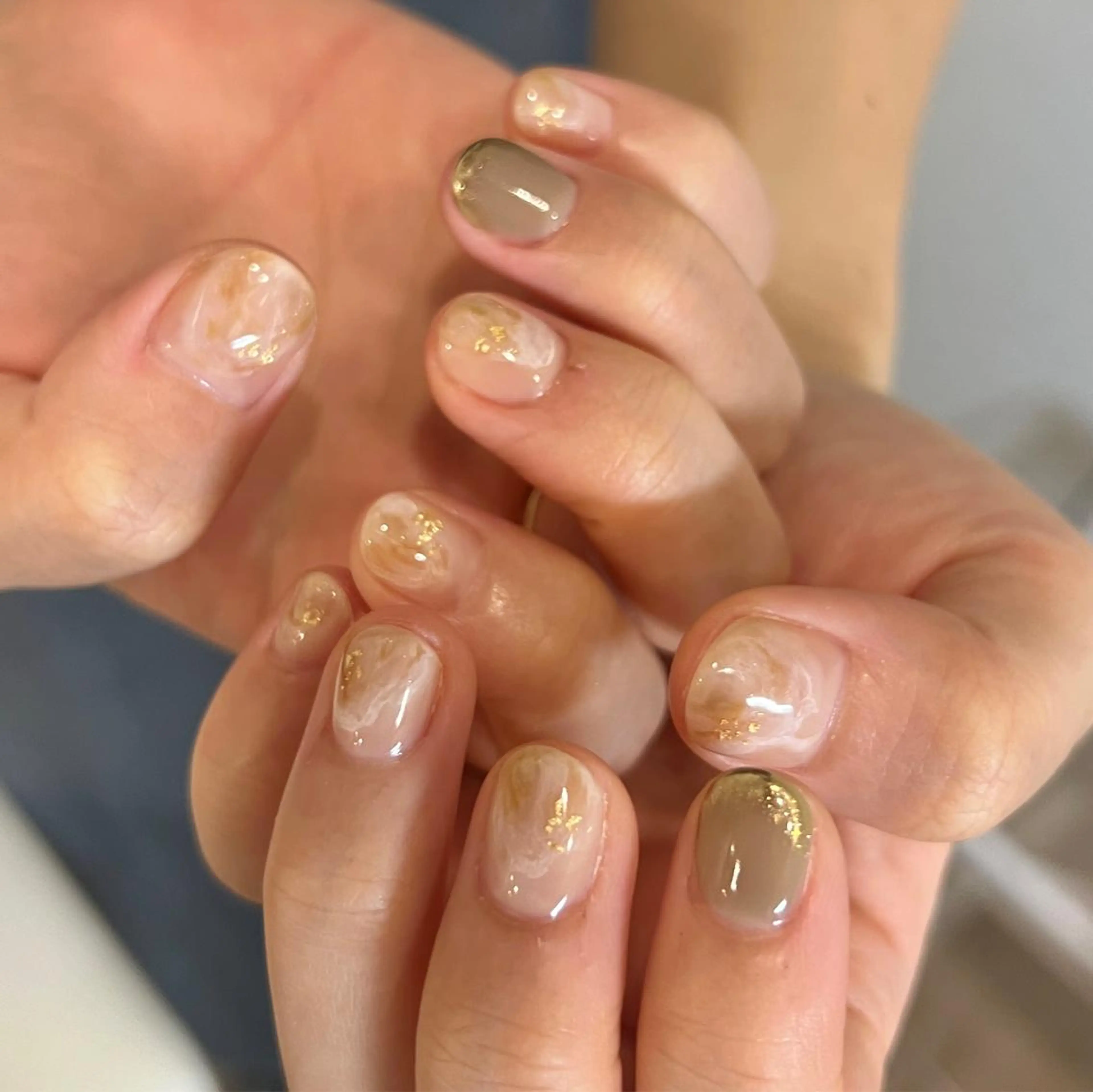 ネイル アートネイル 大理石ネイル(マーブル) ミラーネイル 持ち込み ニュアンスネイル ハンドネイル REHTOF ｜朝7時Open☀️のネイルデザイン