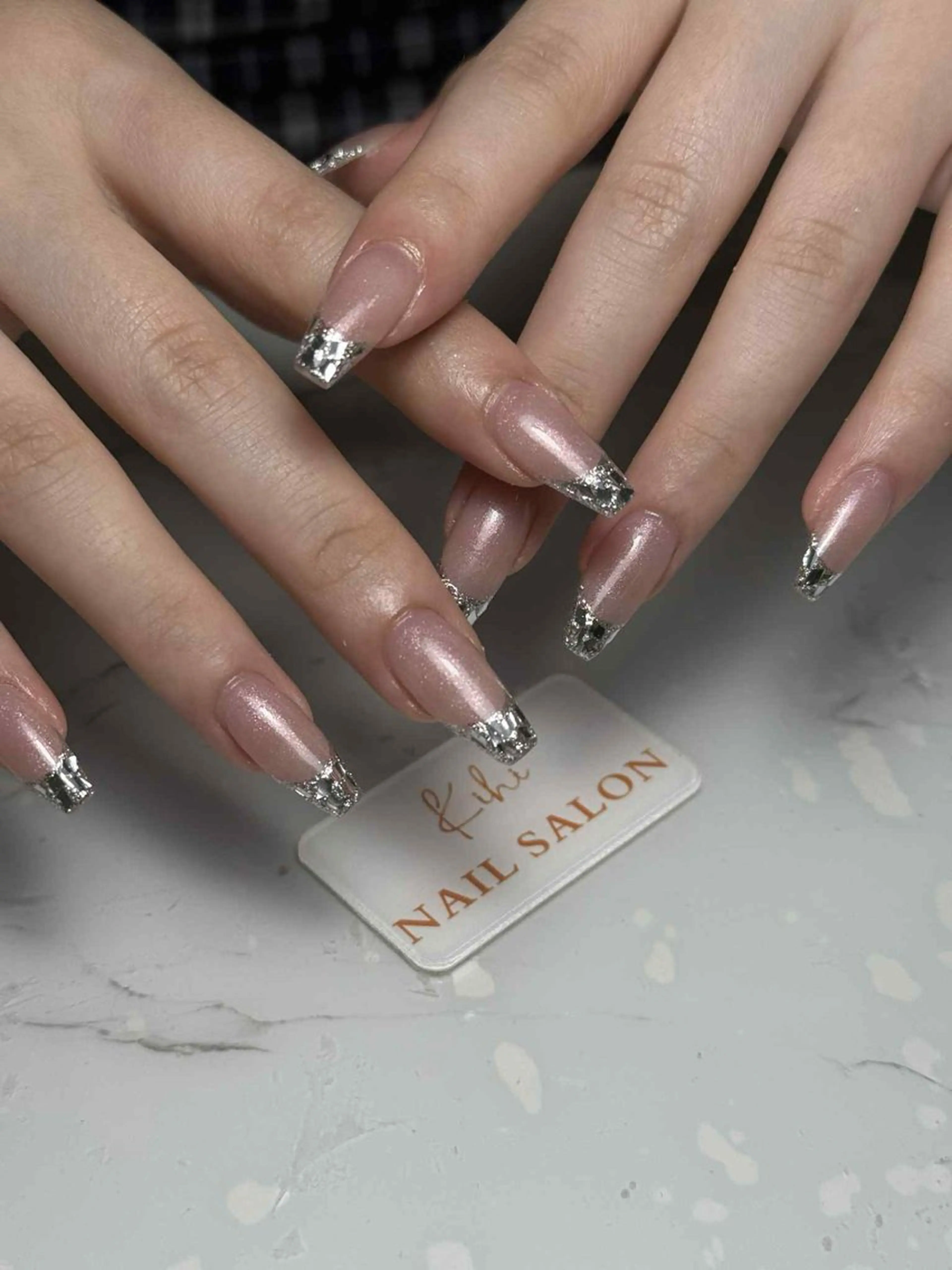 ネイル アートネイル フレンチネイル ジェルネイル グラデーション 韓国ネイル ハンドネイル 💕鈴木ユリ パラジェル/オフ無料のネイルデザイン