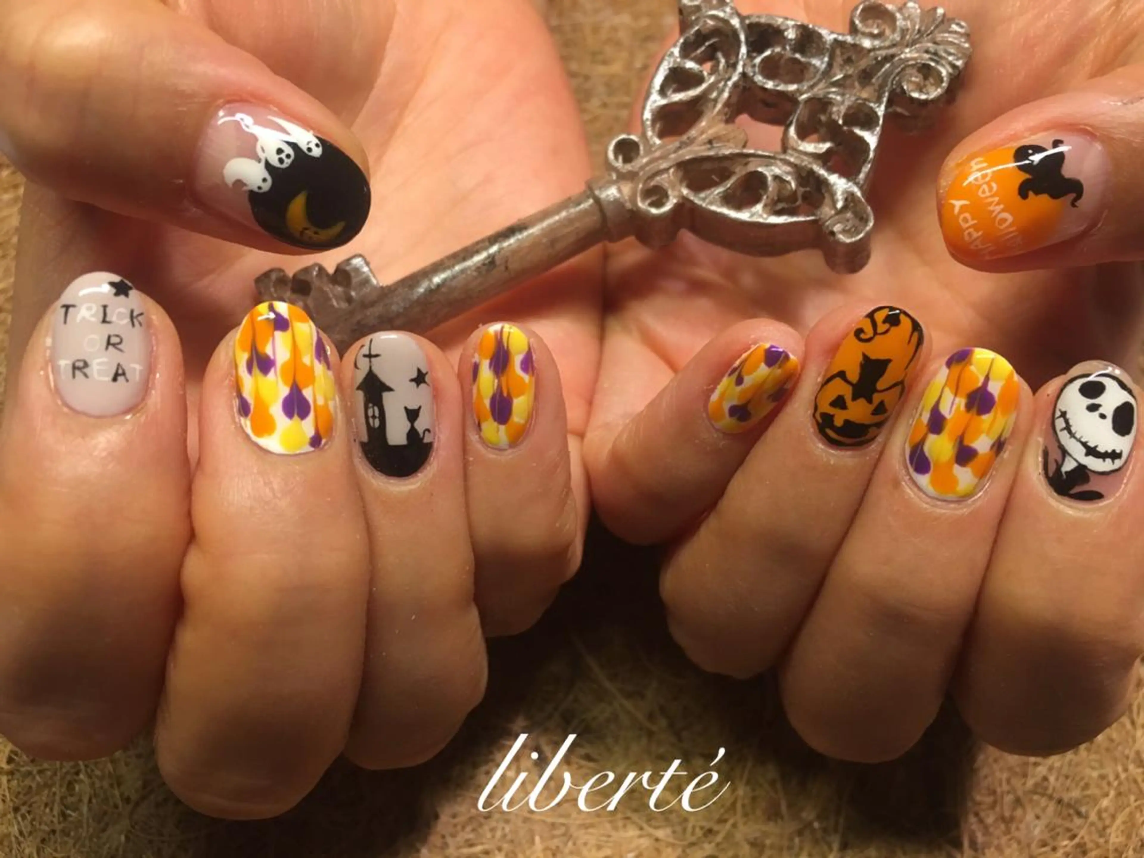 ネイル liberté (リベルテ)のネイルデザイン