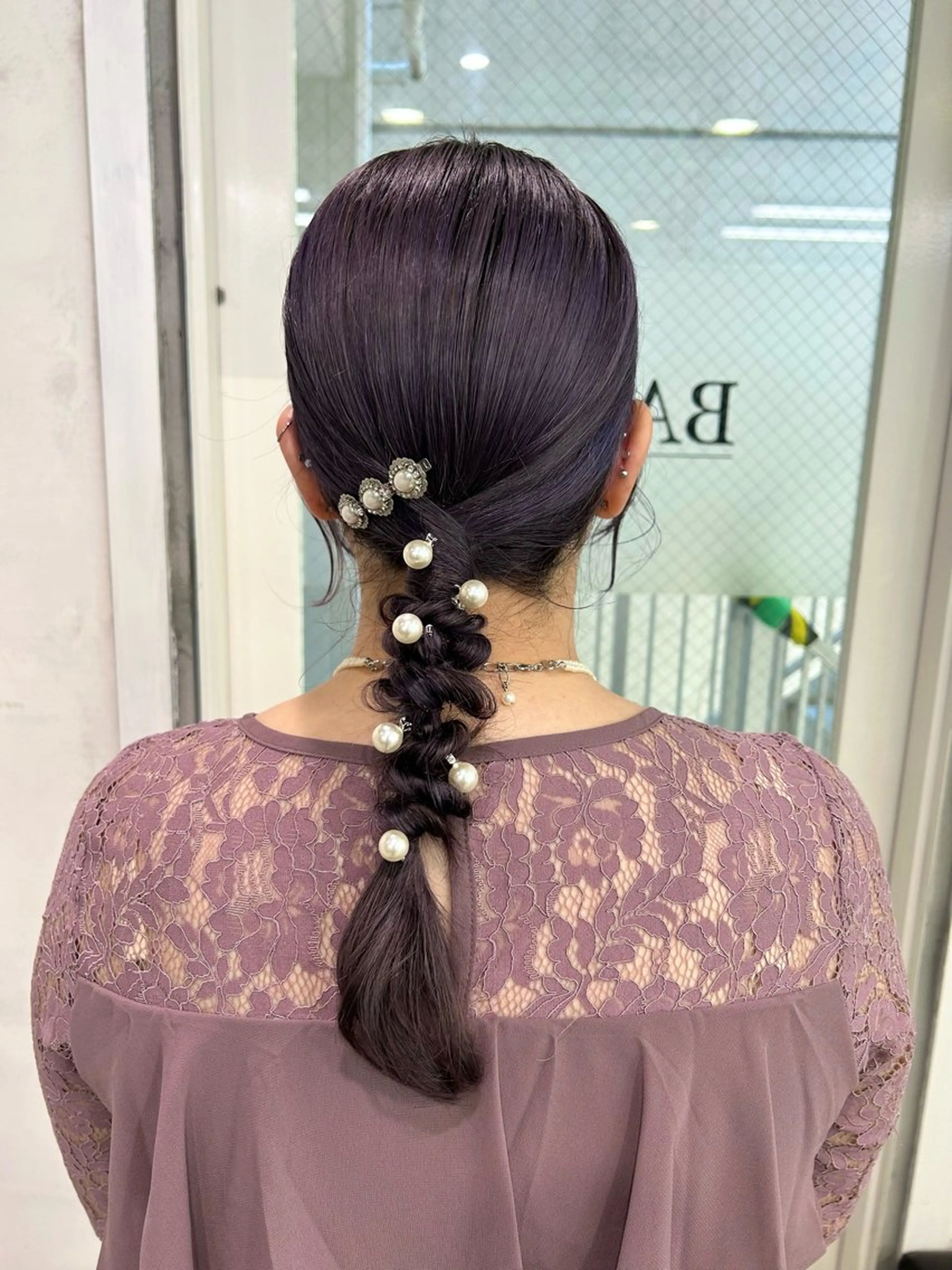 ヘアアレンジ 透明感カラー・ 髪質改善🩵イケダのヘアスタイル