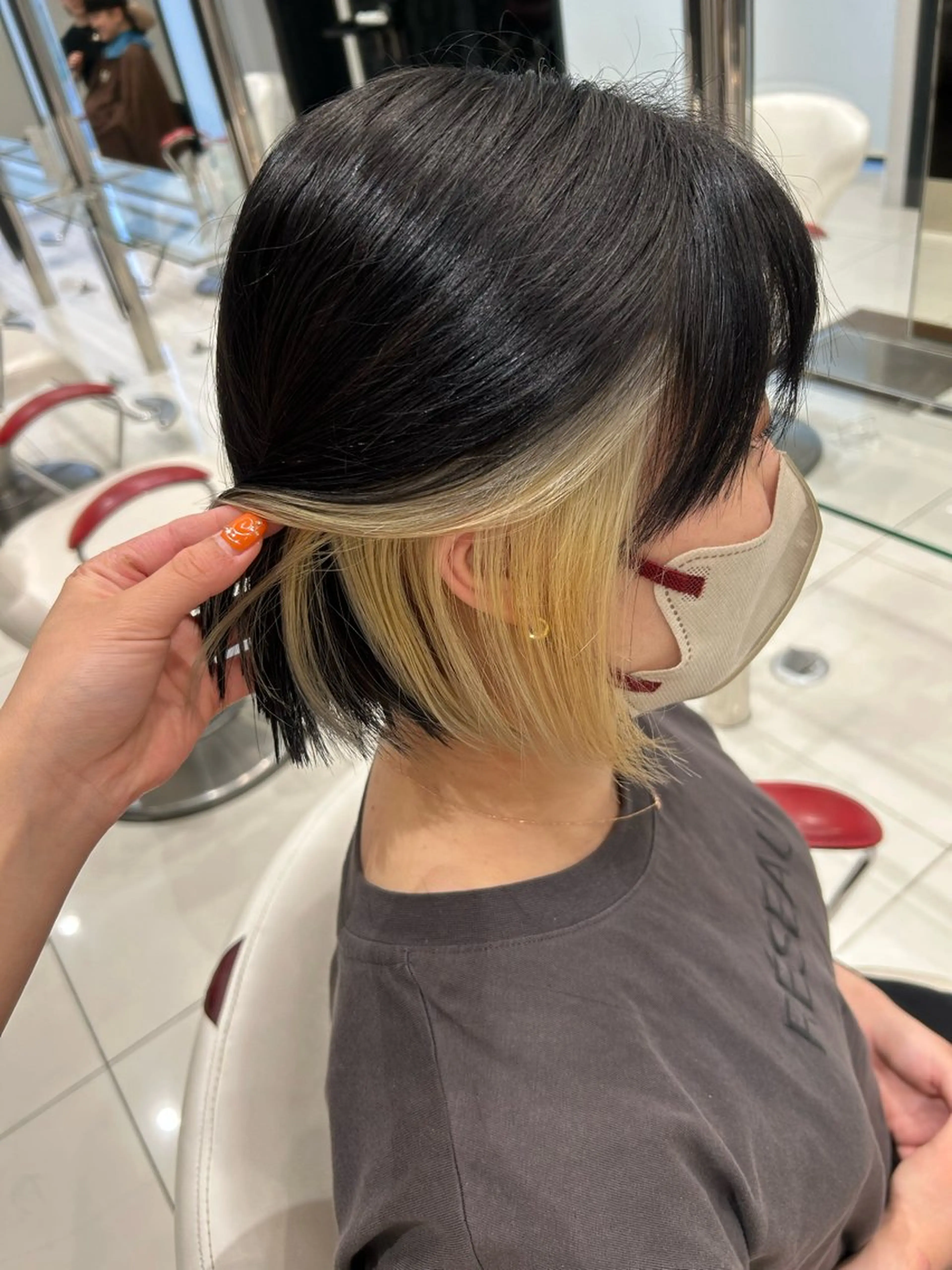 ショート カラー パーマ ヘアアレンジ メンズ キッズ 海外カラー白髪ぼかし ティファニーサユリのヘアスタイル