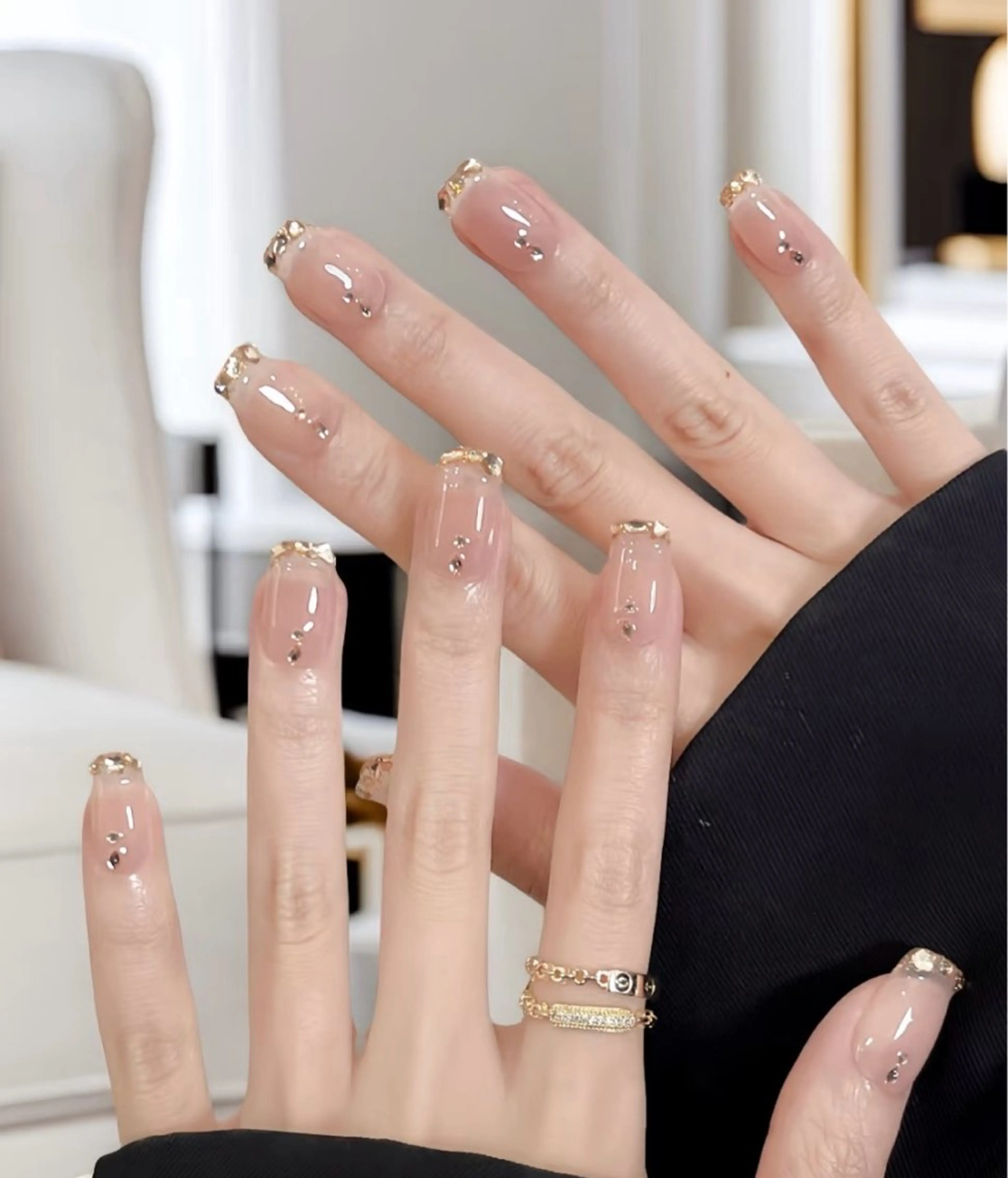 ネイル 高木 維麗絲のネイルデザイン