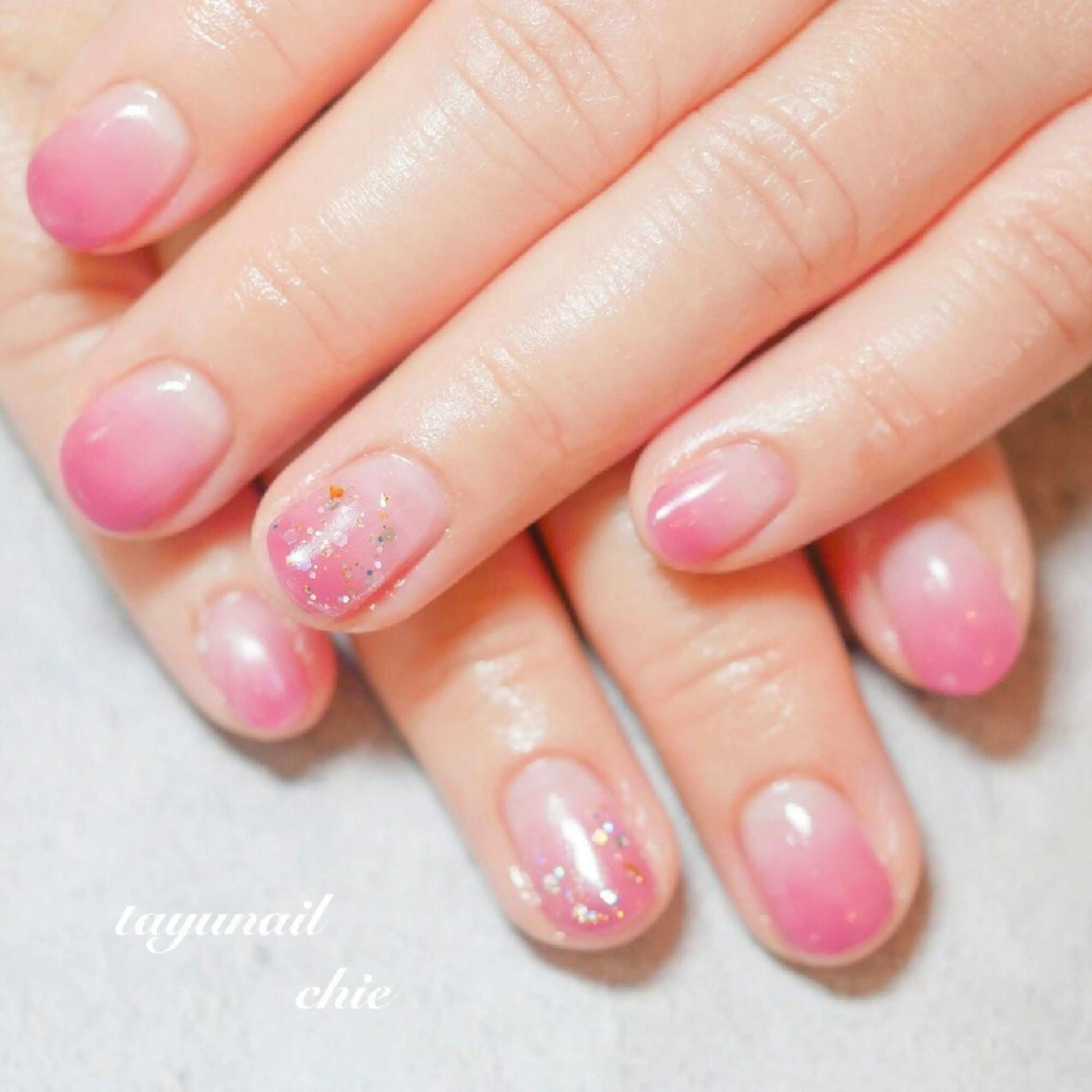 ネイル ブルー ジェルネイル グラデーション キラキラネイル ラメ(グリッター) ネイルサロン・ネイルスクール　たゆnail所属・ネイルサロン 【たゆnail】のネイルデザイン