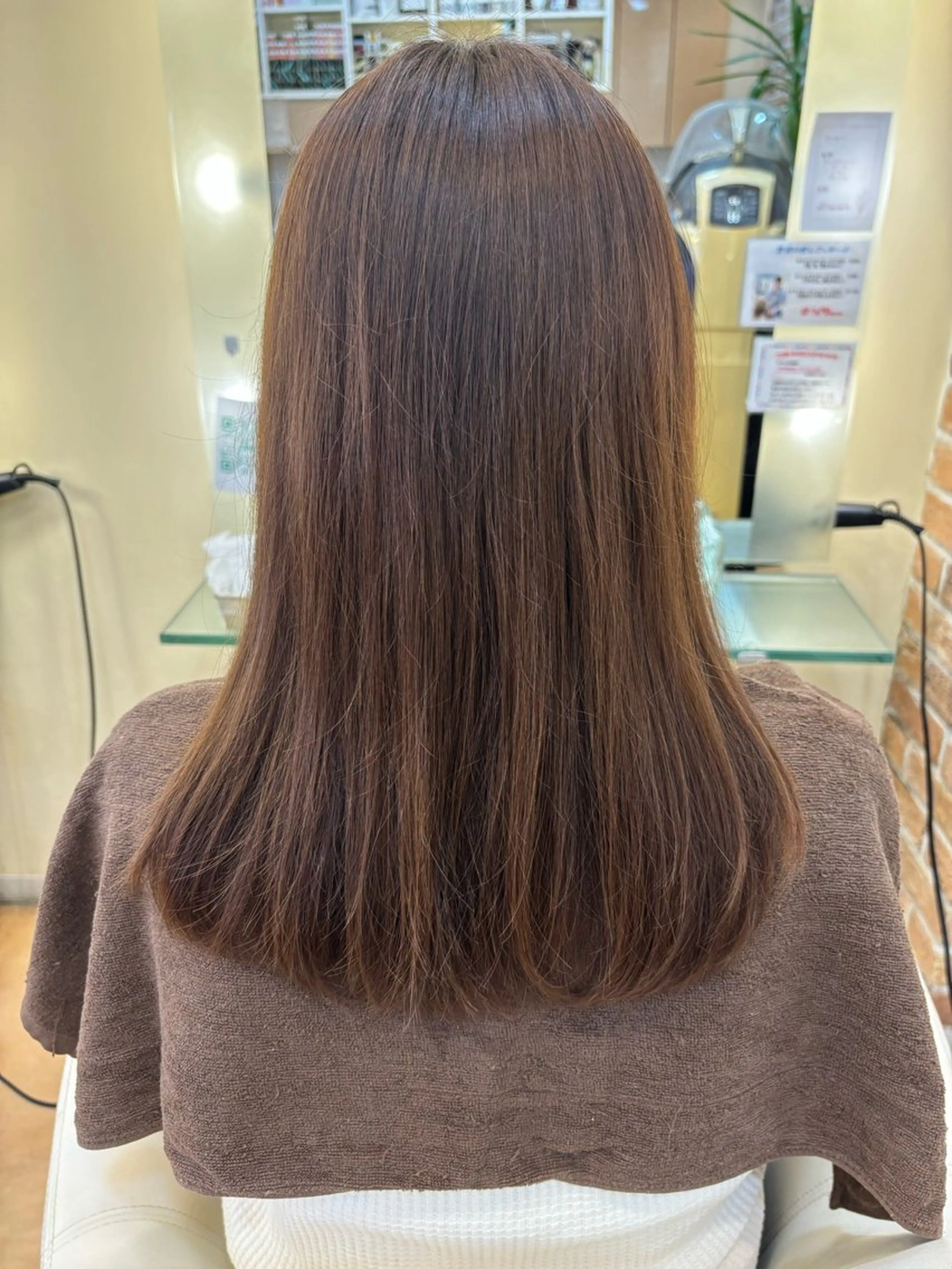 CONCHE原店所属・岩木 花華のヘアスタイル