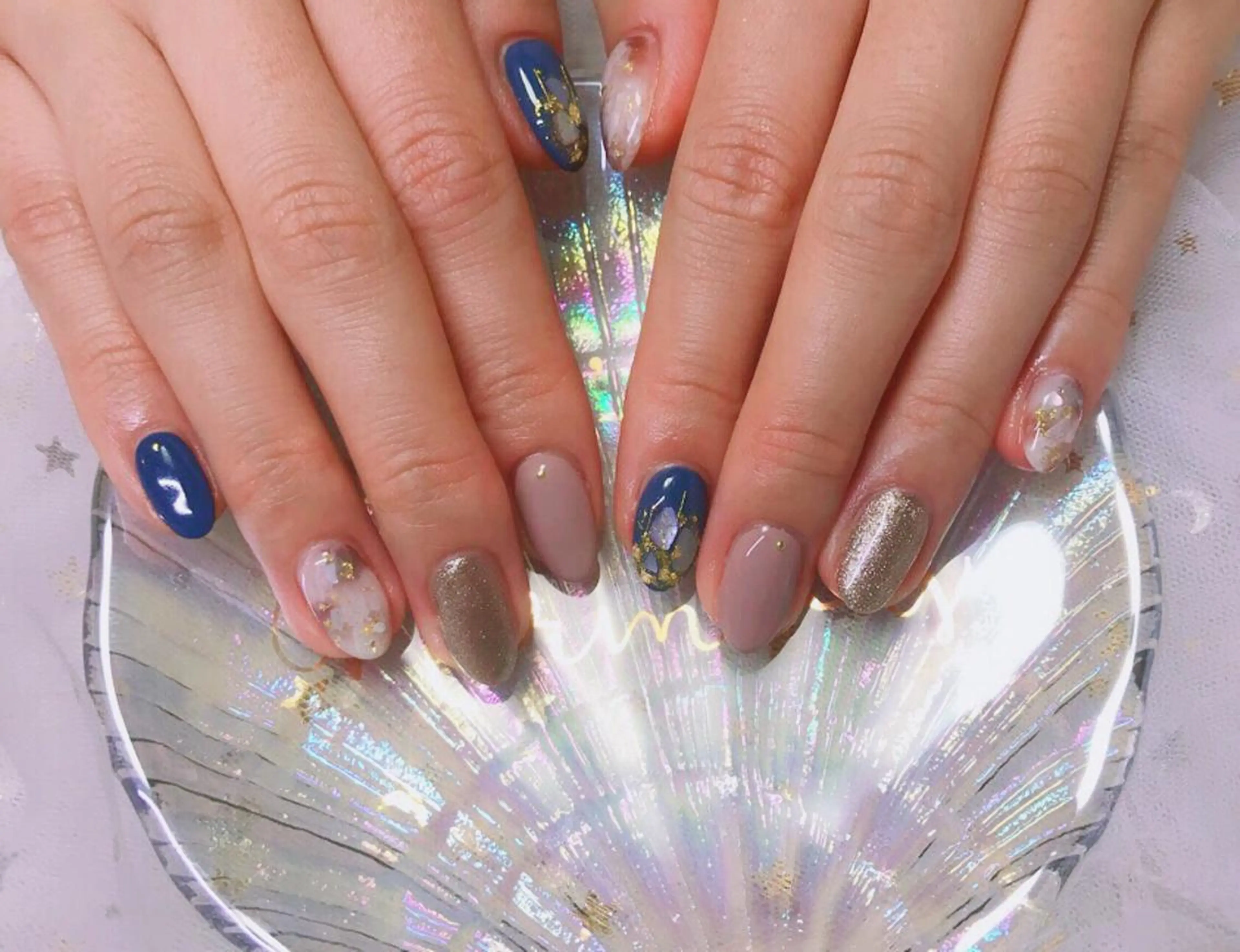 カラー ネイル Q Free nailsのネイルデザイン