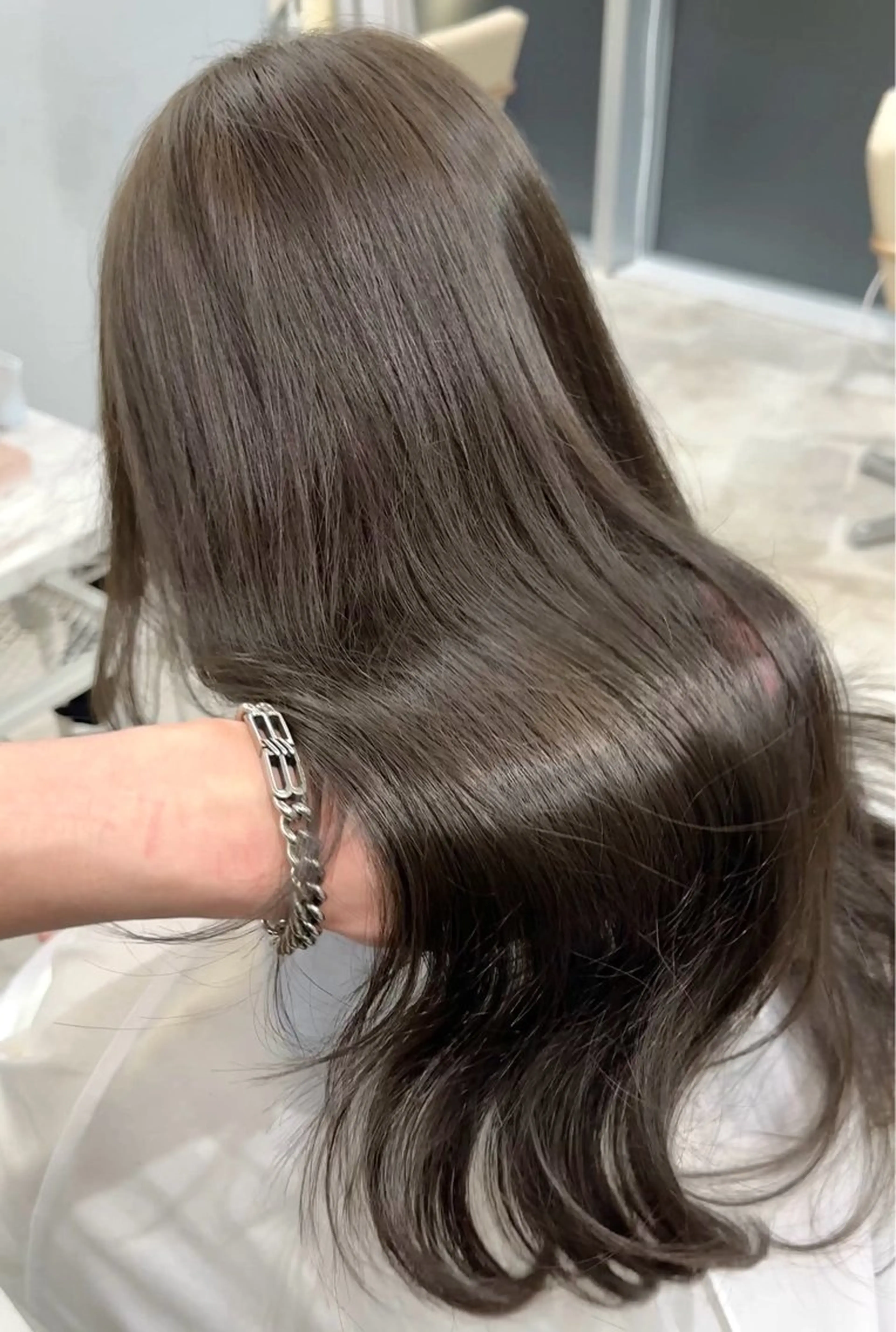 𝐂𝐮𝐭＋𝐜𝐨𝐥𝐨𝐫＋𝟓𝐬𝐭𝐞𝐩 𝐭𝐫𝐞𝐚𝐭𝐦𝐞𝐧𝐭(レイヤーカット/透明感)の写真