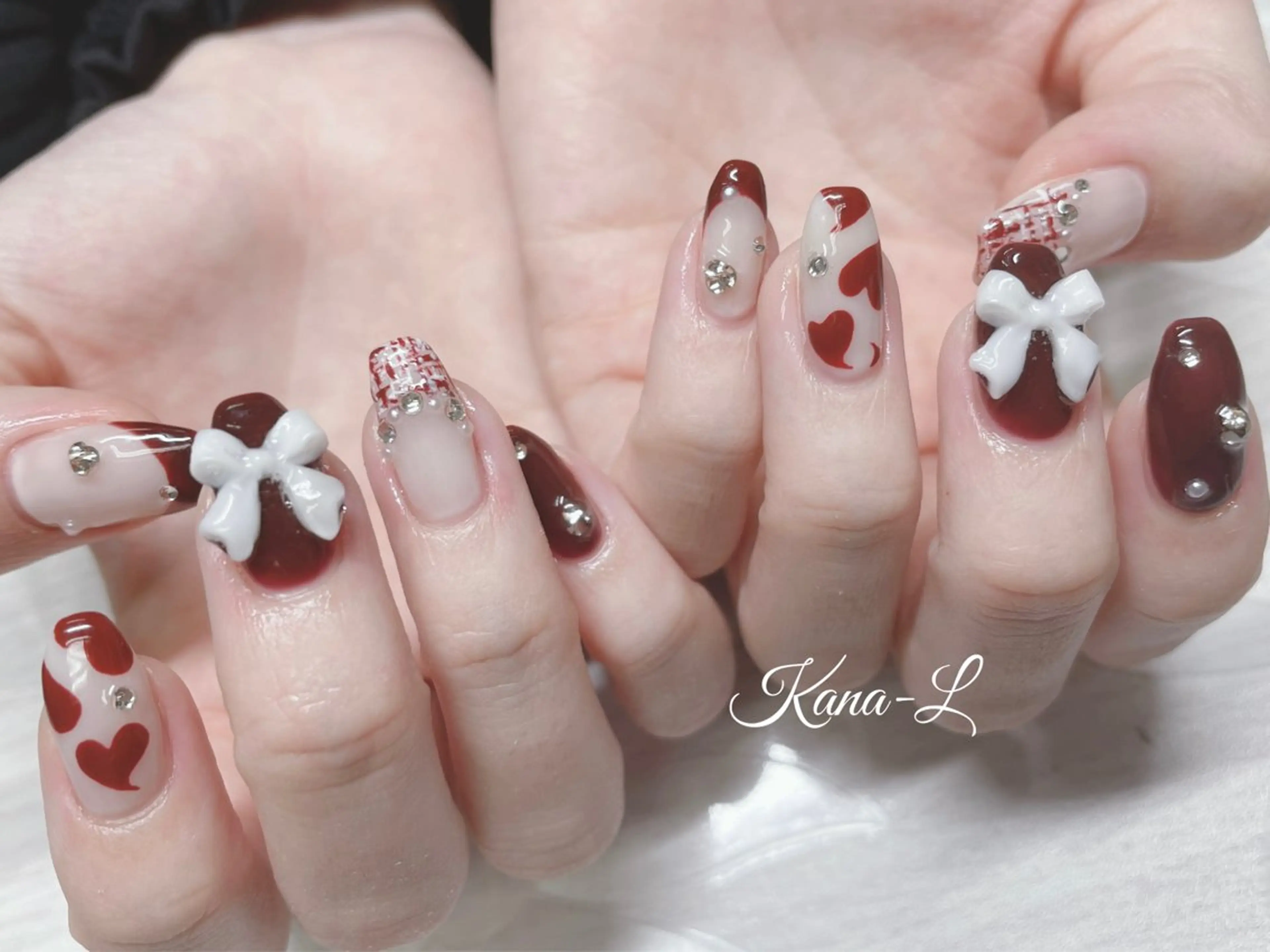 ネイル ジェルネイル ハート 韓国ネイル パラジェル リボン 芦辺 香奈のネイルデザイン