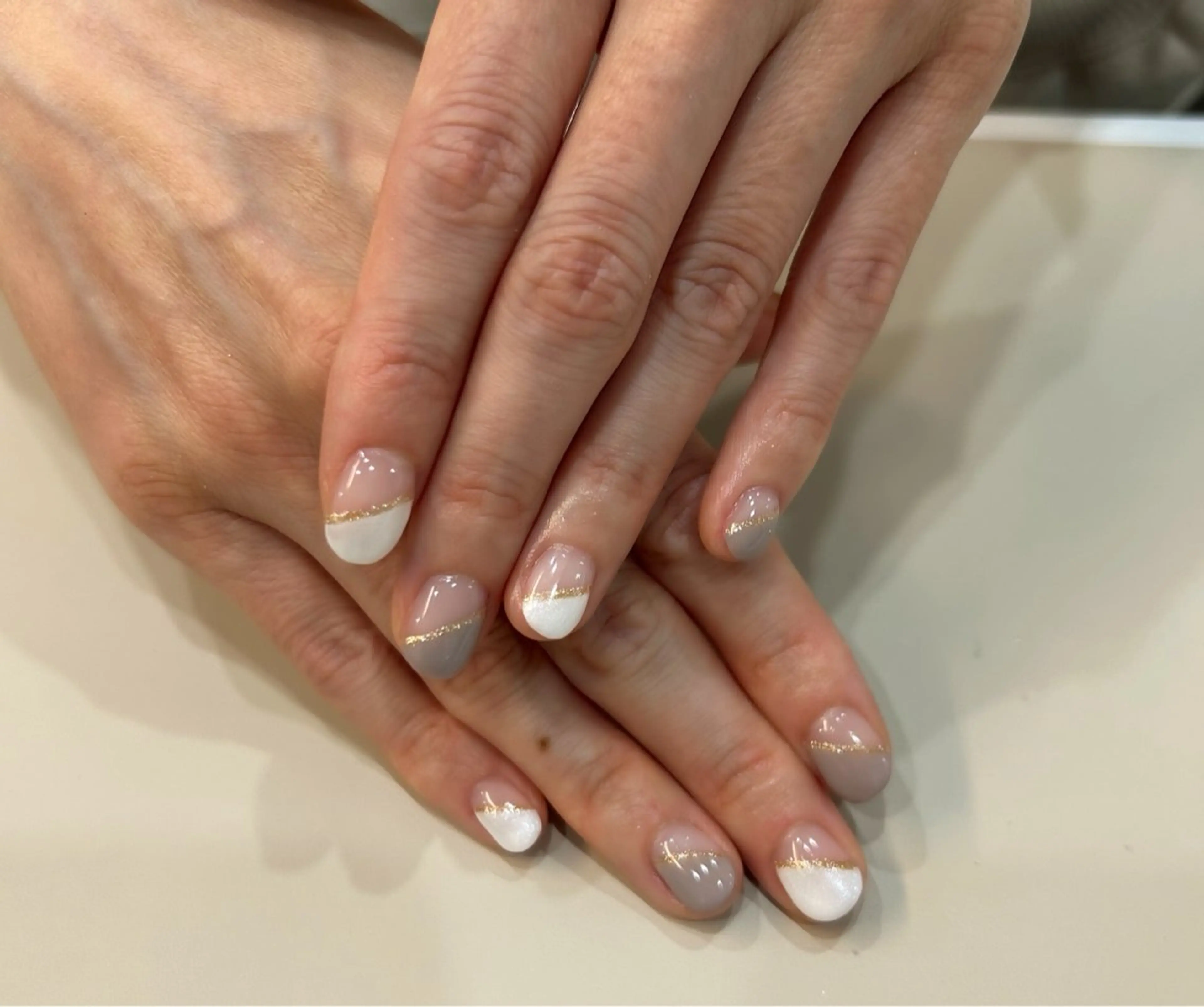 ネイル gratify心斎橋 松本のネイルデザイン