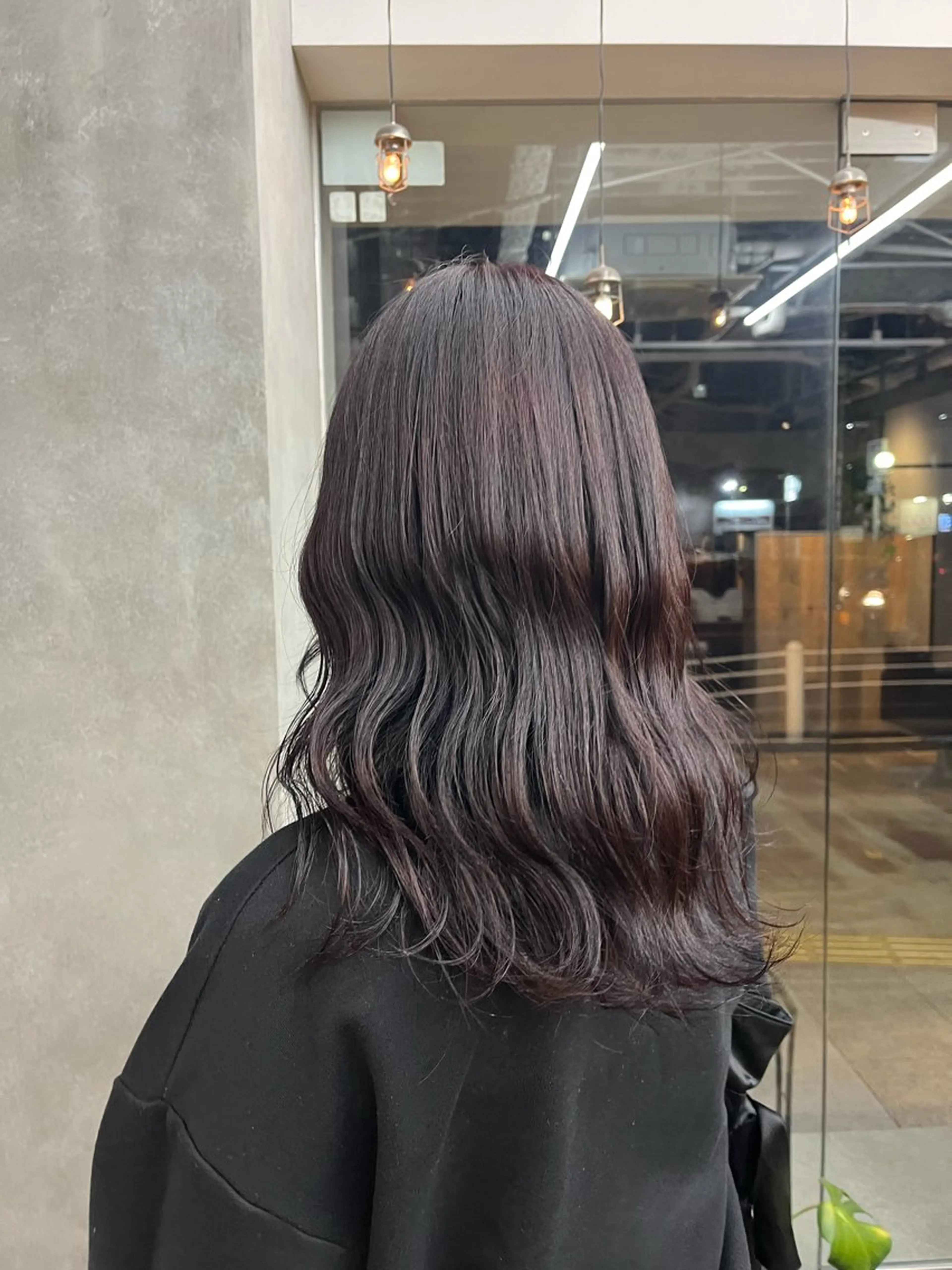 セミロング カラー ヘアカラー BELO OSAKA マオのヘアスタイル