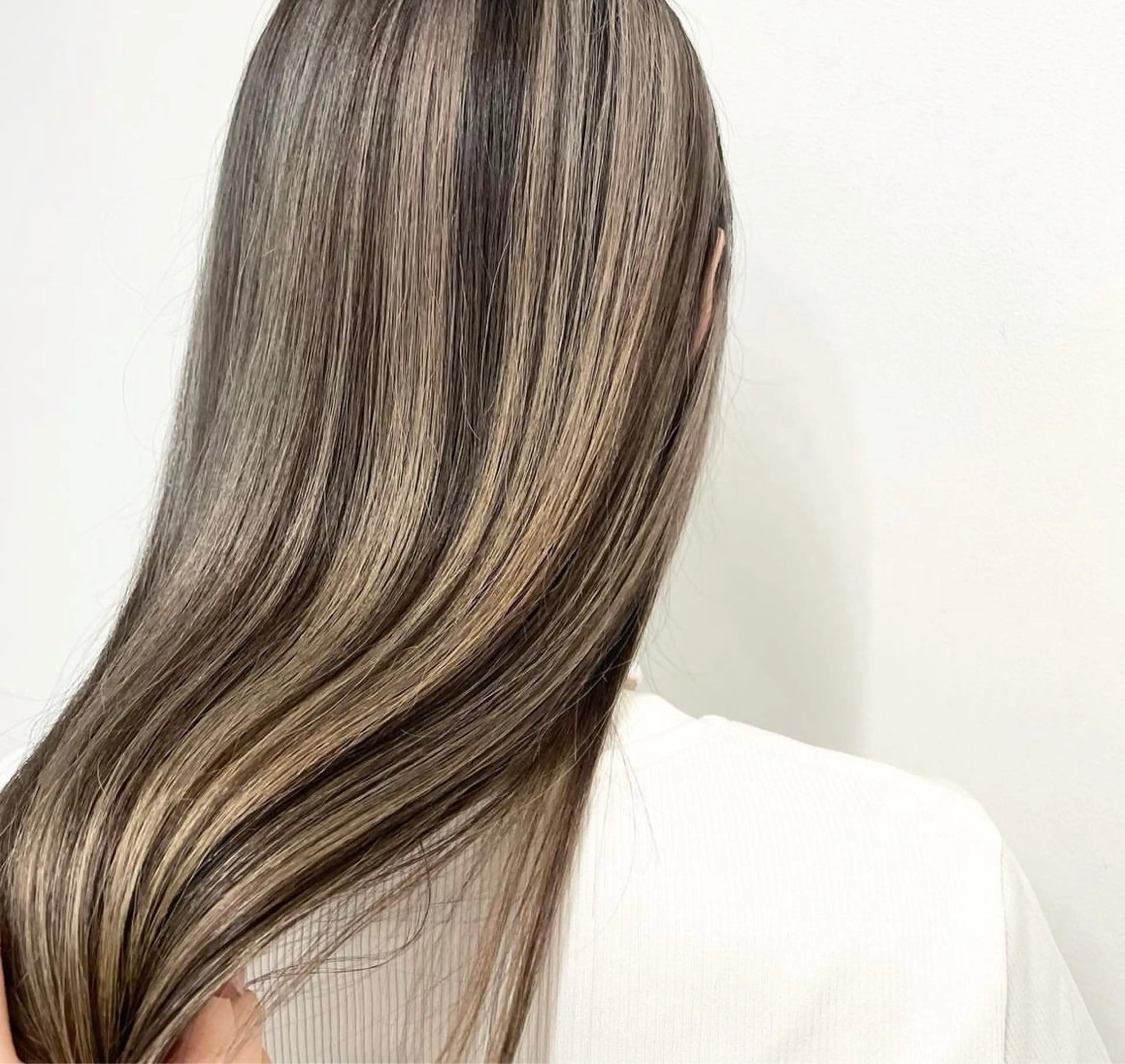 セミロング カラー GO TODAY シェアサロン Flos店所属・耳つぼジュエリー 👂🏻🌸ayaのエステ・リラクイメージ